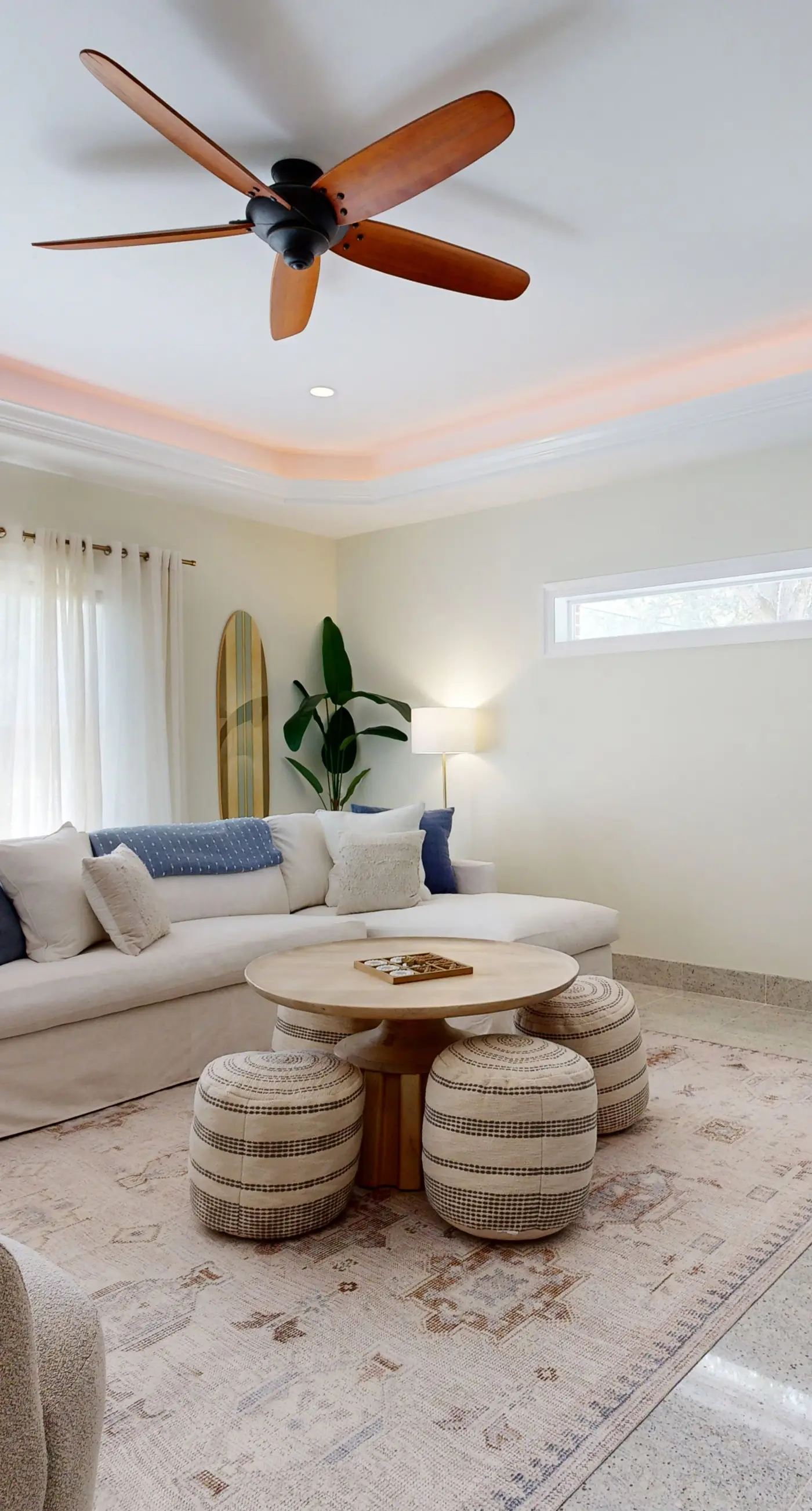 Lovely house with private saltwater pool & screened lanai - snowbird-friendly