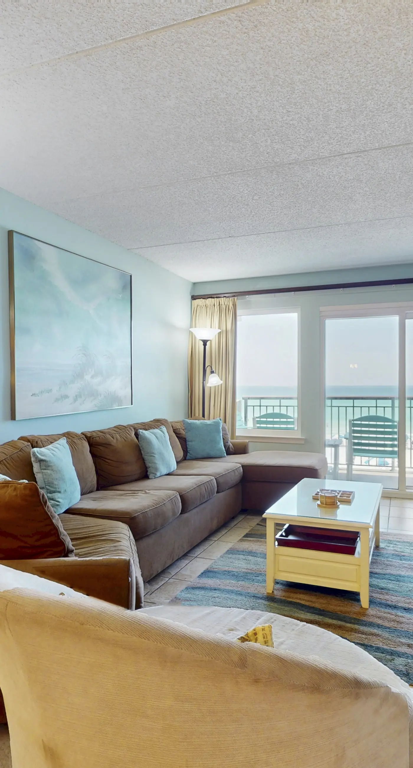 Island Echos 3H  Beachfront Condo with stunning views, shared pool and beach access