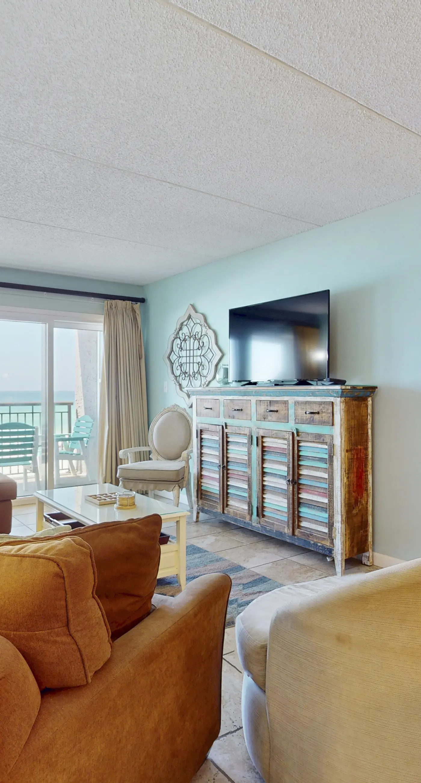 Island Echos 3H  Beachfront Condo with stunning views, shared pool and beach access