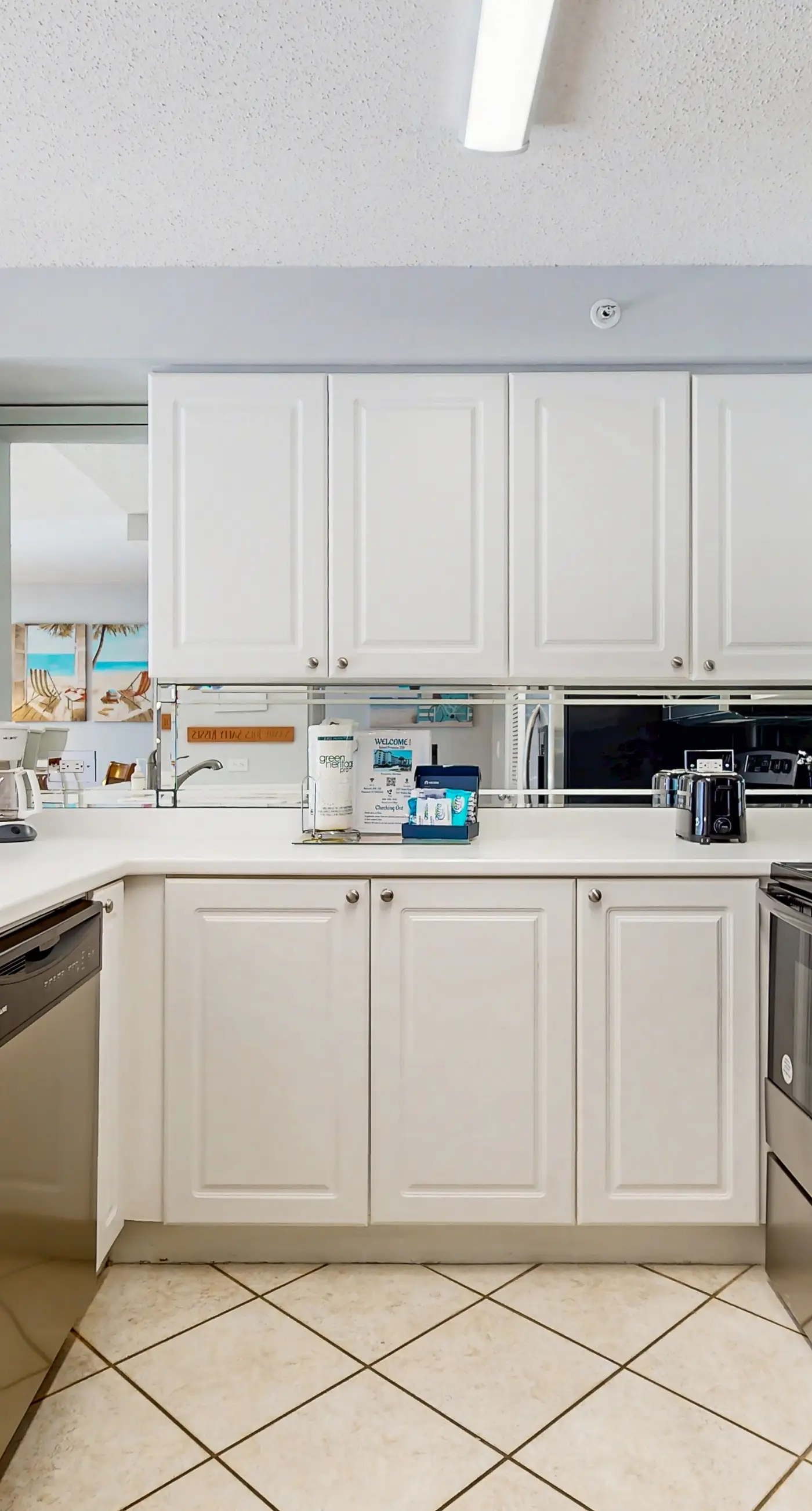 Island Princess 219- Second-floor, airy condo with great views - close to dining & shopping