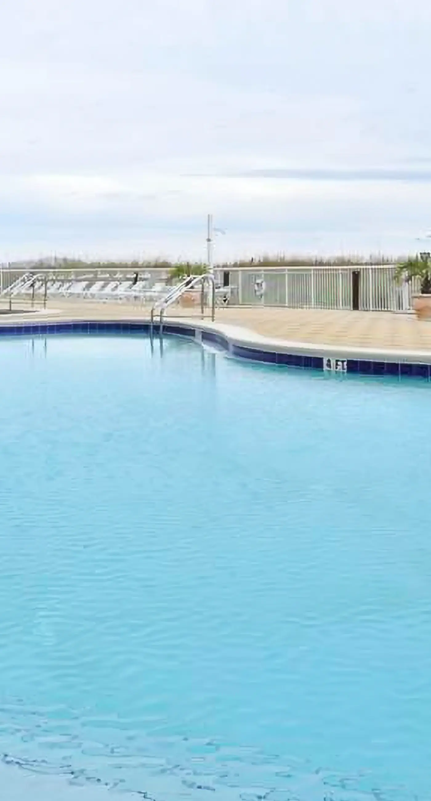 3rd Floor Amazing Condo w/ Gulf-Front Balcony, On-Site Pool, On The Beach