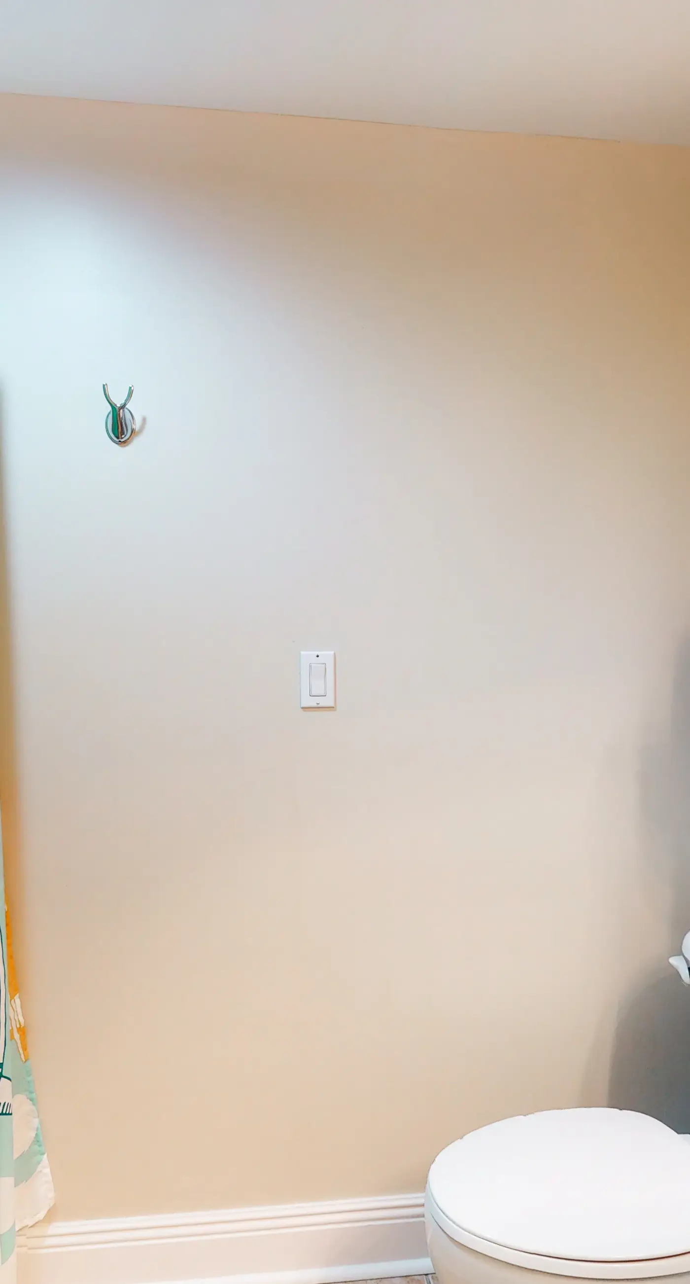 3rd Floor Amazing Condo w/ Gulf-Front Balcony, On-Site Pool, On The Beach