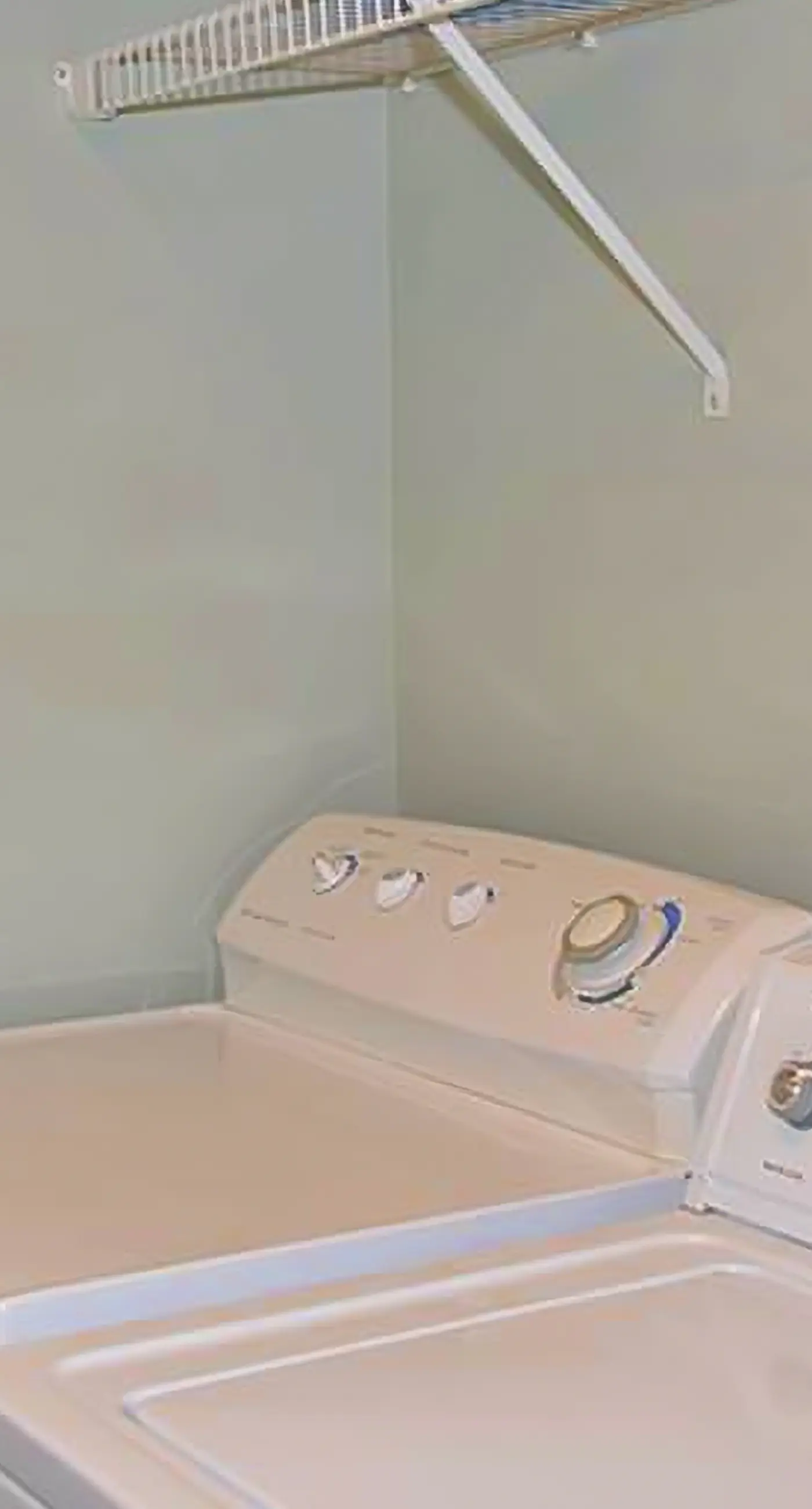 3rd Floor Amazing Condo w/ Gulf-Front Balcony, On-Site Pool, On The Beach