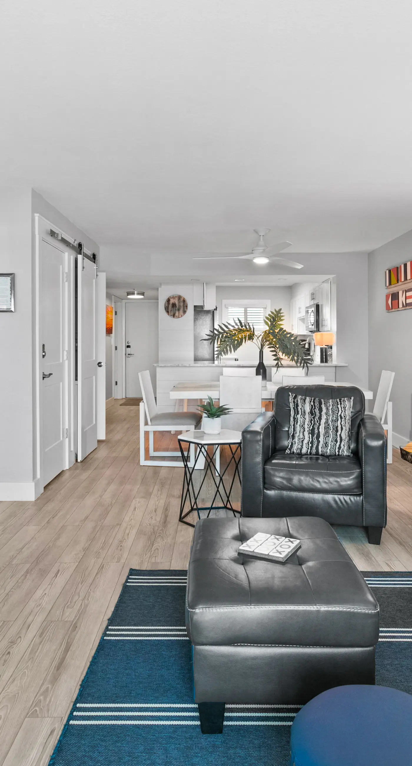 Sea Oats 202 - Sunny, beachfront condo with shared pool, free WiFi, & Gulf views