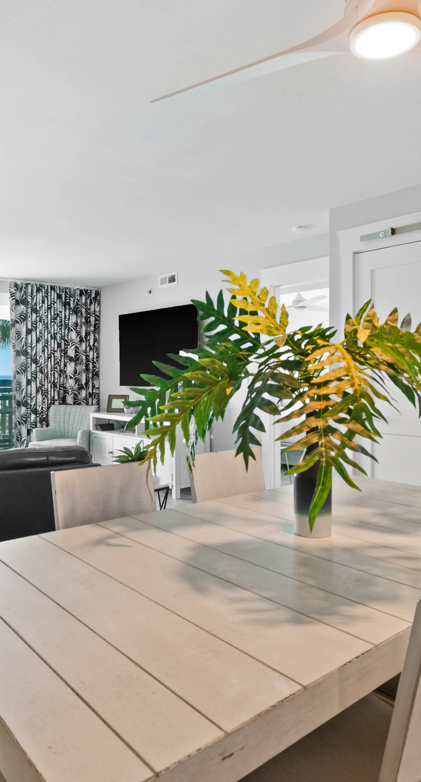 Sea Oats 202 - Sunny, beachfront condo with shared pool, free WiFi, & Gulf views