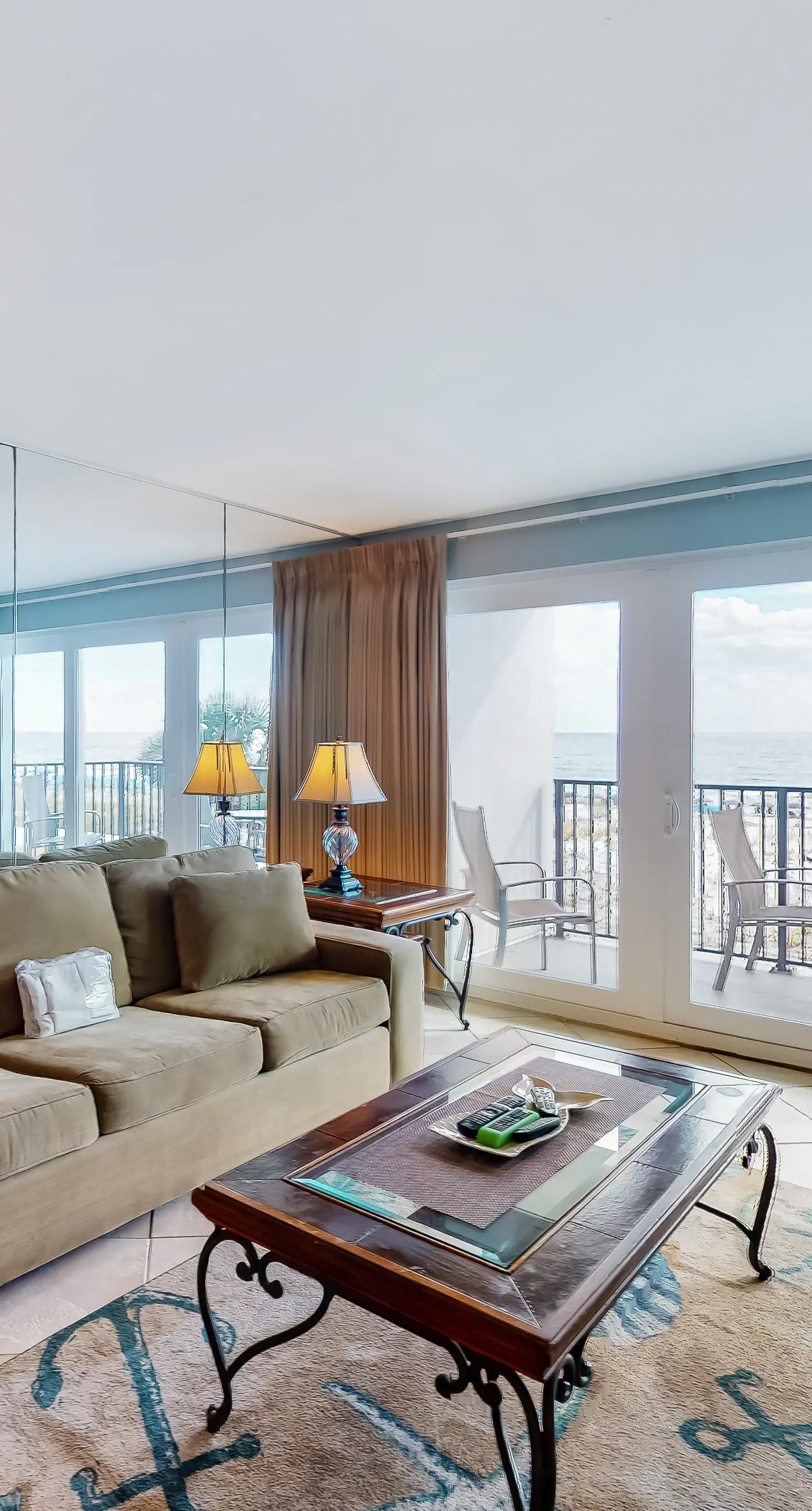 Sea Oats 302 - Beachfront, 3rd-floor condo with pool, hot tub, ocean view & fast WiFi