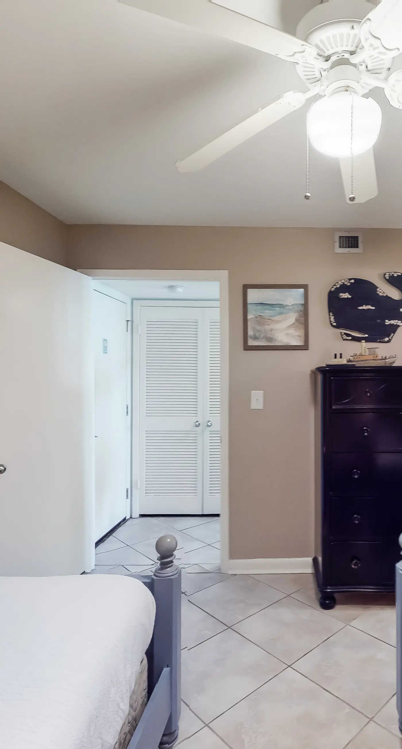 Sea Oats 302 - Beachfront, 3rd-floor condo with pool, hot tub, ocean view & fast WiFi