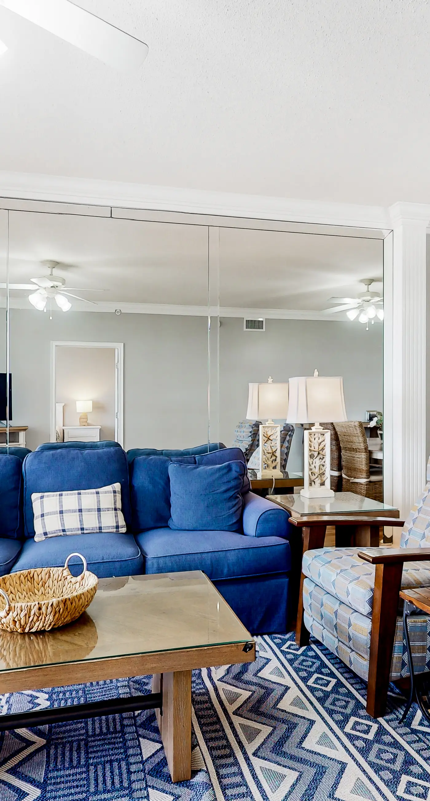 Ocean view condo with beach access, hot tub, outdoor pool, gym, BBQ, patio