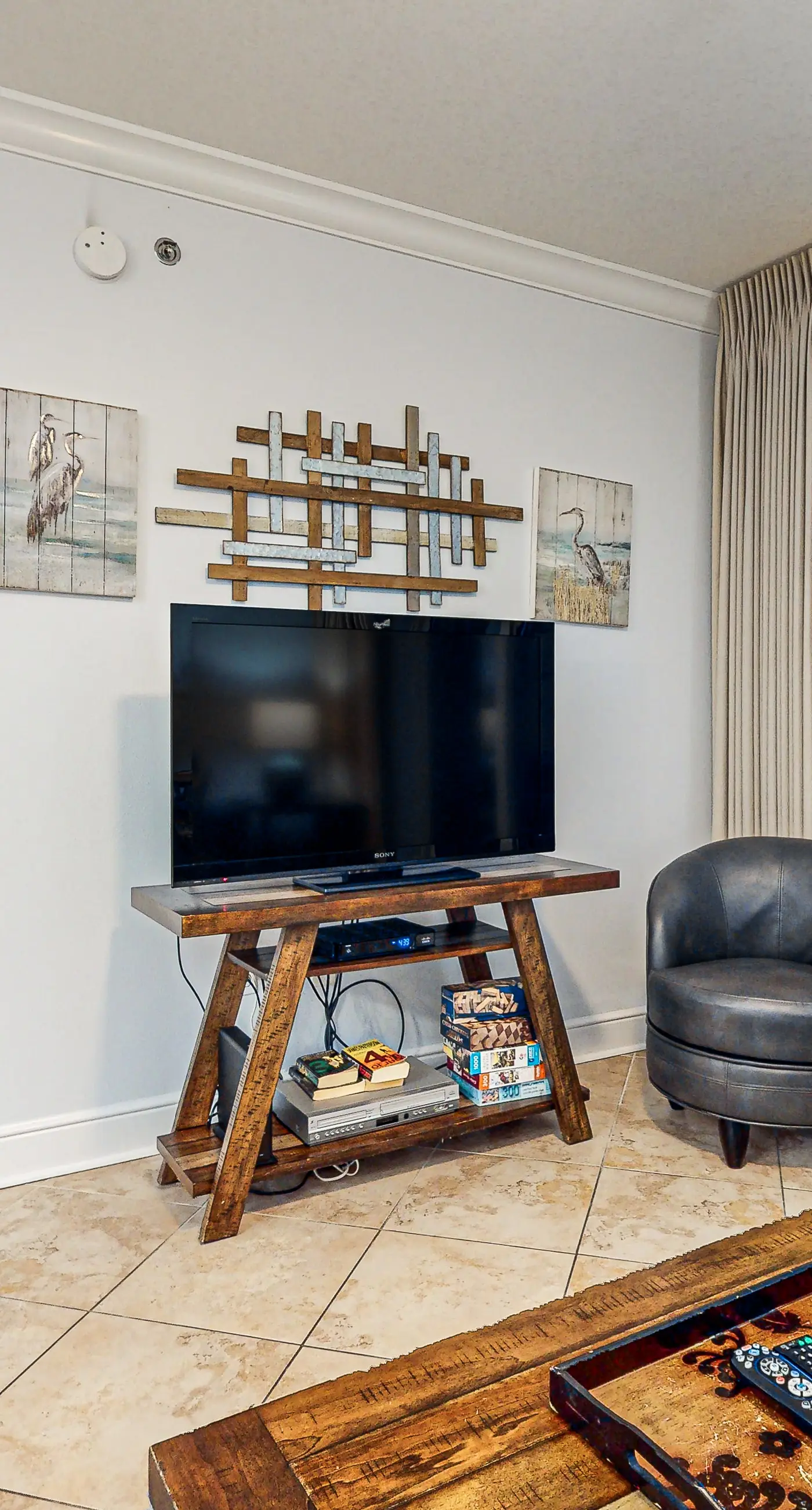 Gorgeous Gulf Front Condo Pools Onsite, Nearby Activities, Shops, Restaurants