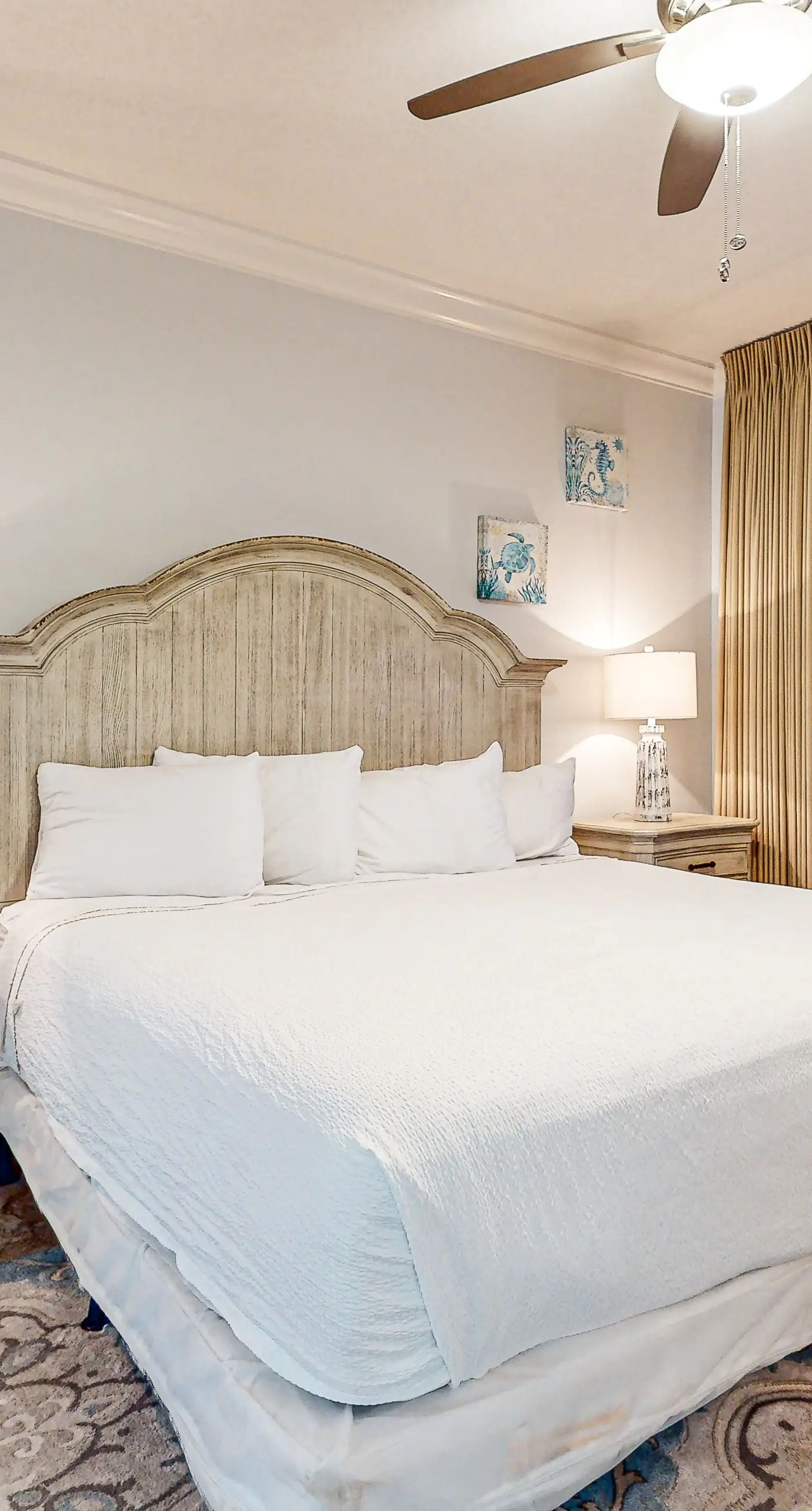 Gorgeous Gulf Front Condo Pools Onsite, Nearby Activities, Shops, Restaurants