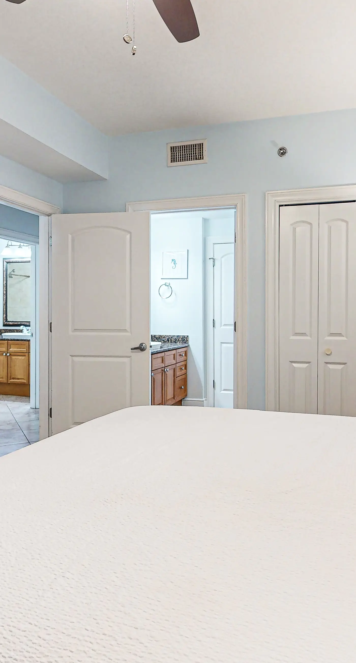 Gorgeous Gulf Front Condo Pools Onsite, Nearby Activities, Shops, Restaurants