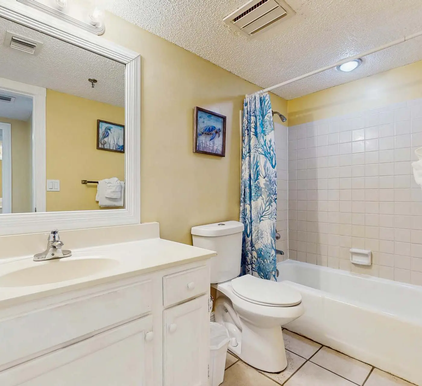 Surf Dweller 512- Spacious 5th floor condo with sweeping views of the Gulf, steps to beach