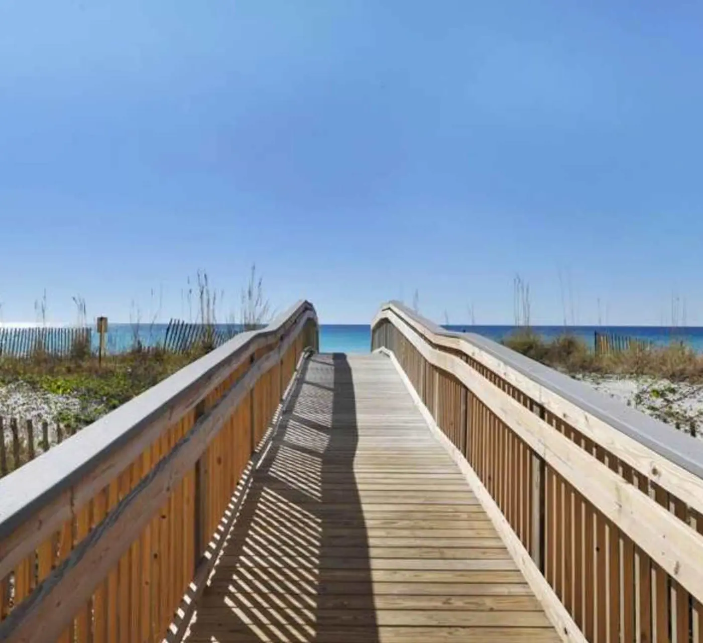 Surf Dweller 512- Spacious 5th floor condo with sweeping views of the Gulf, steps to beach