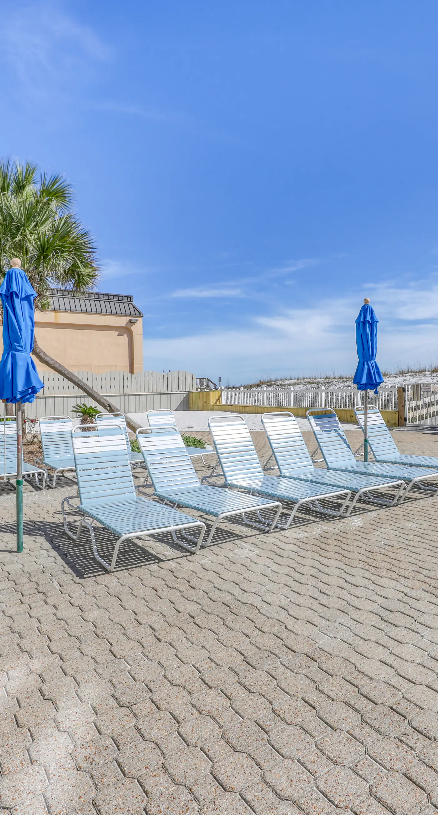 Sea Oats 102 - Amazing Gulf-Front View On Okaloosa Island, On-Site Pool, Walk-In Shower