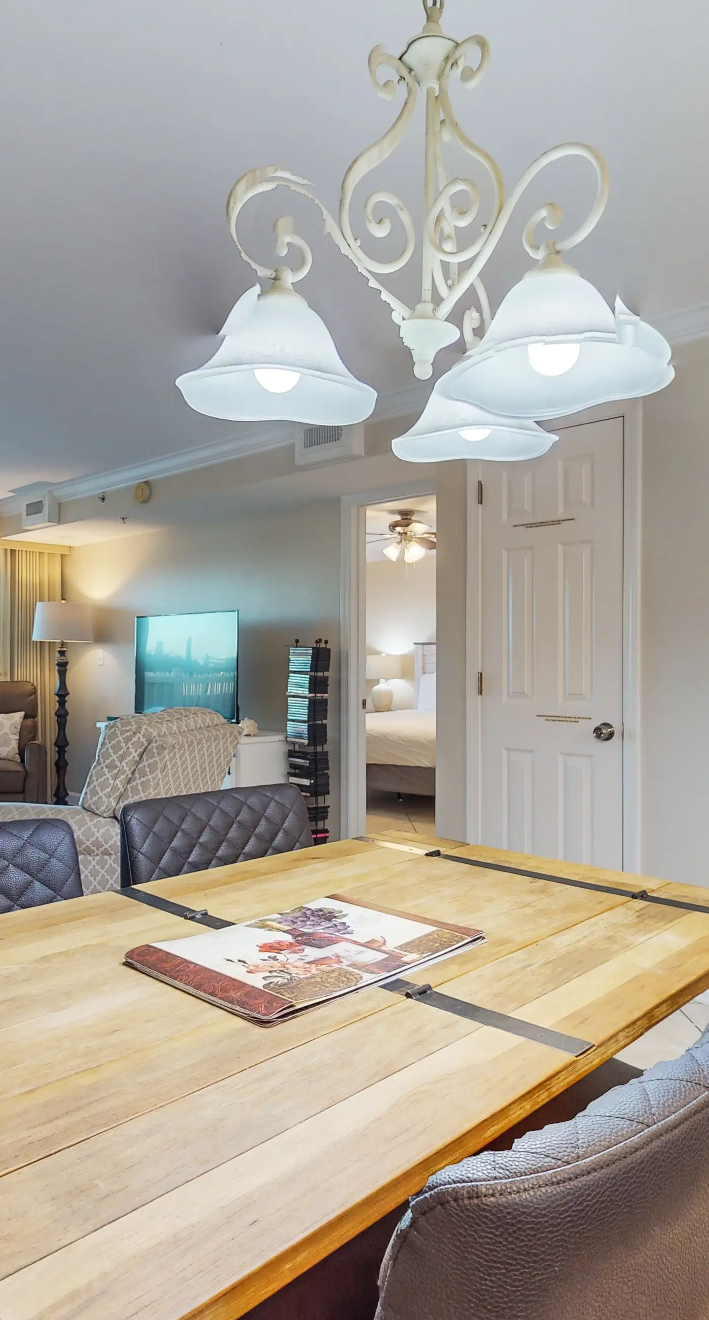 Sea Oats 102 - Amazing Gulf-Front View On Okaloosa Island, On-Site Pool, Walk-In Shower