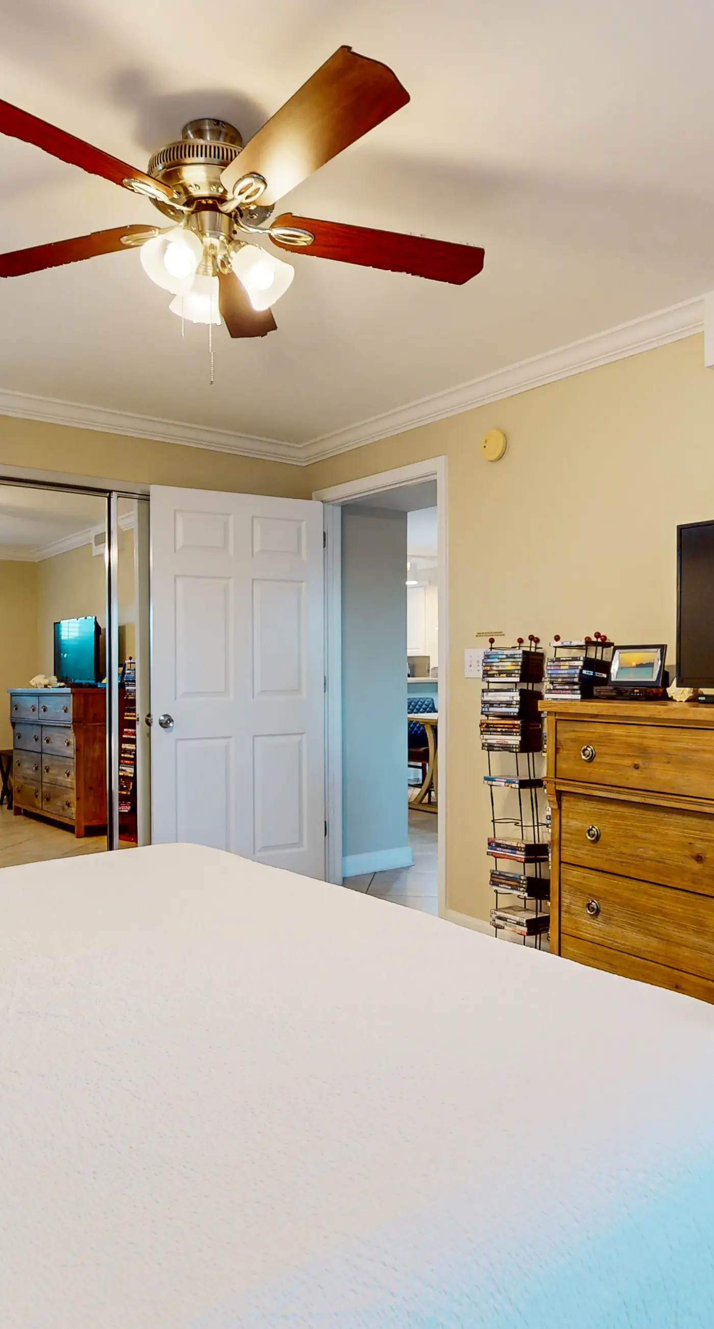 Sea Oats 102 - Amazing Gulf-Front View On Okaloosa Island, On-Site Pool, Walk-In Shower