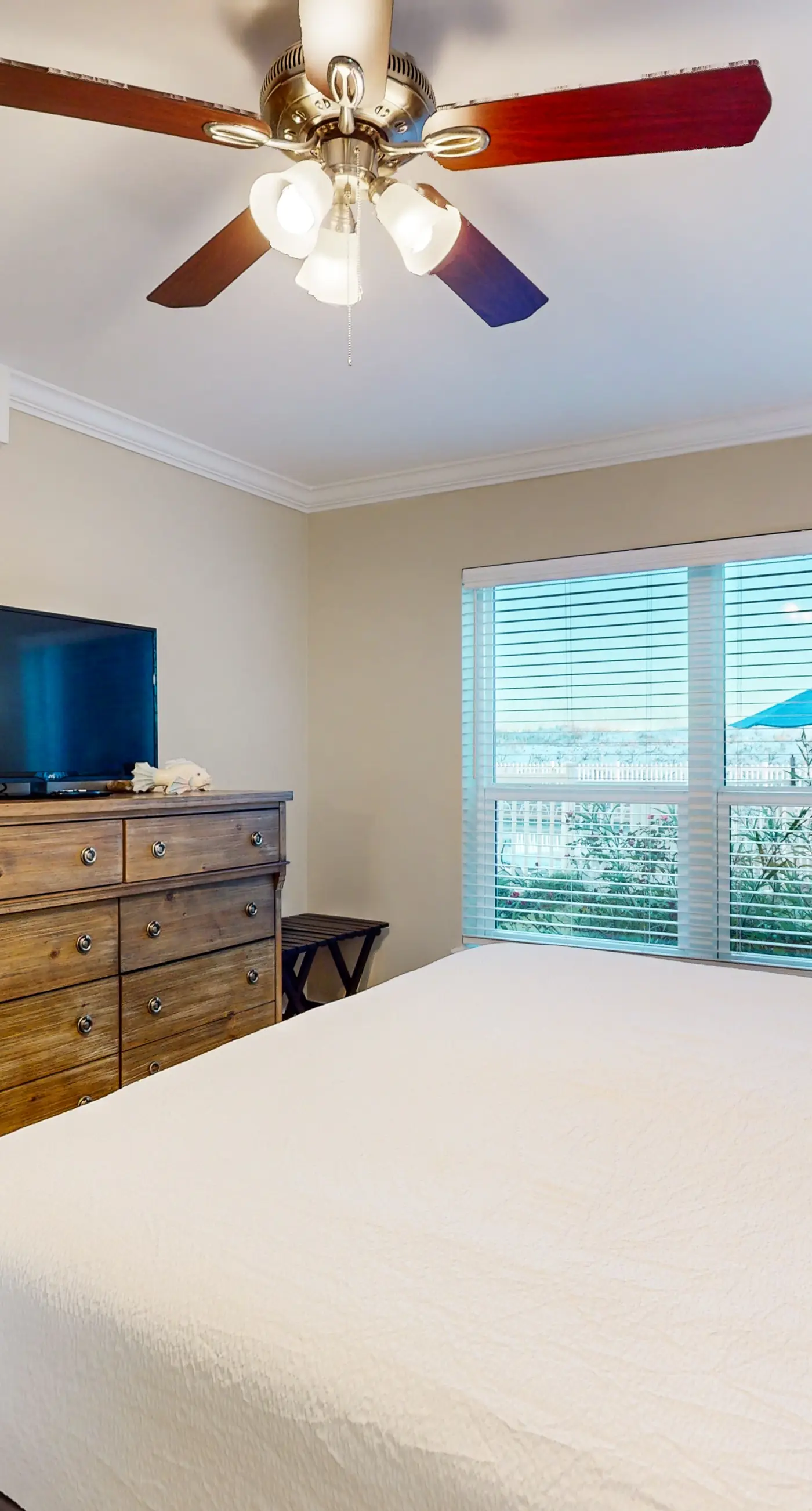 Sea Oats 102 - Amazing Gulf-Front View On Okaloosa Island, On-Site Pool, Walk-In Shower