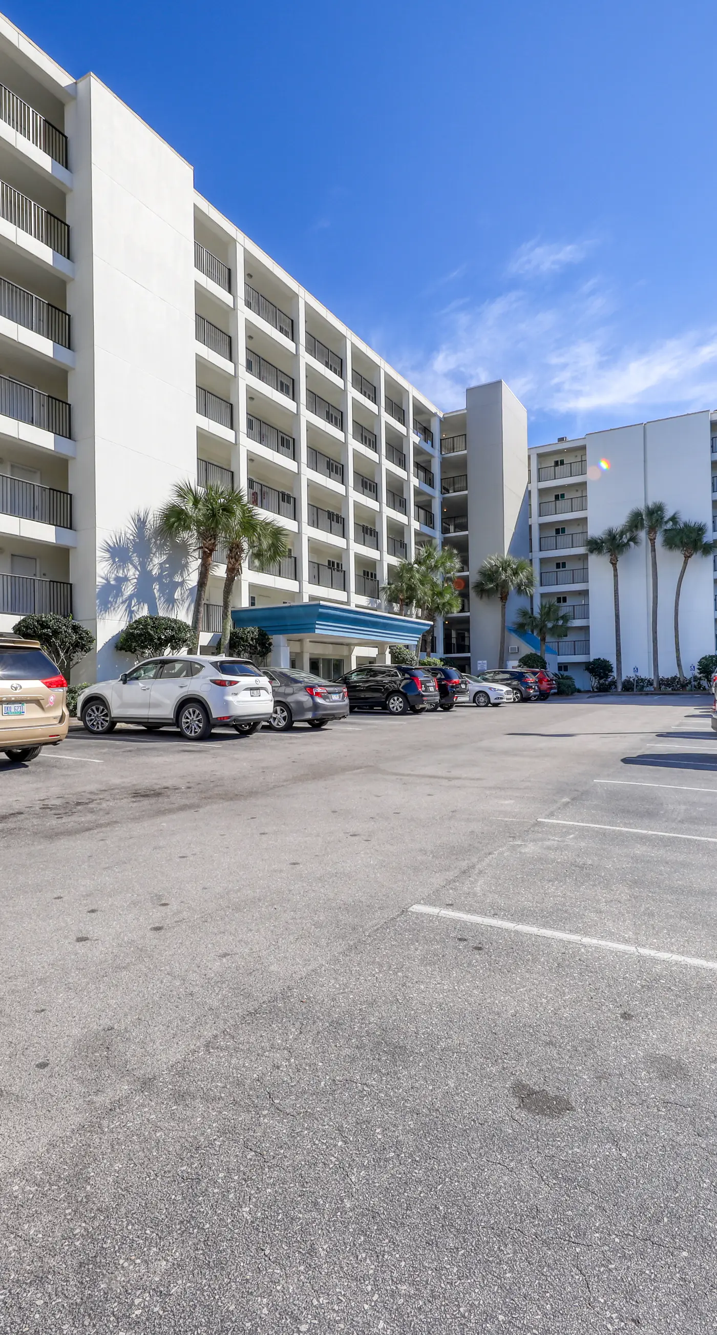 Sea Oats 102 - Amazing Gulf-Front View On Okaloosa Island, On-Site Pool, Walk-In Shower