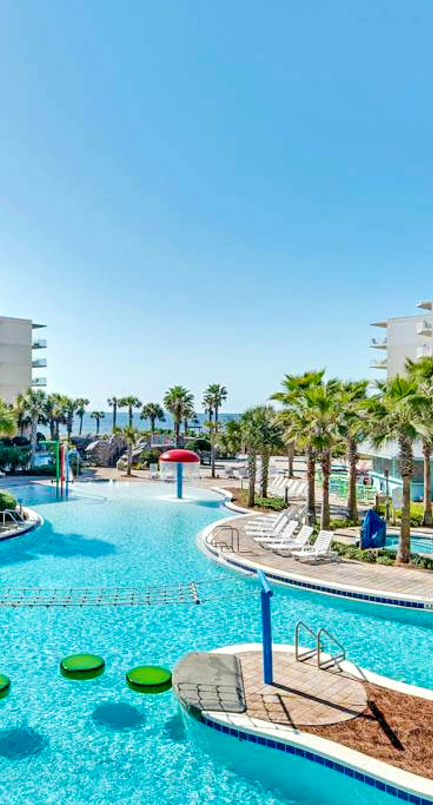 Beautiful beachfront home with balcony, shared pool and beach access