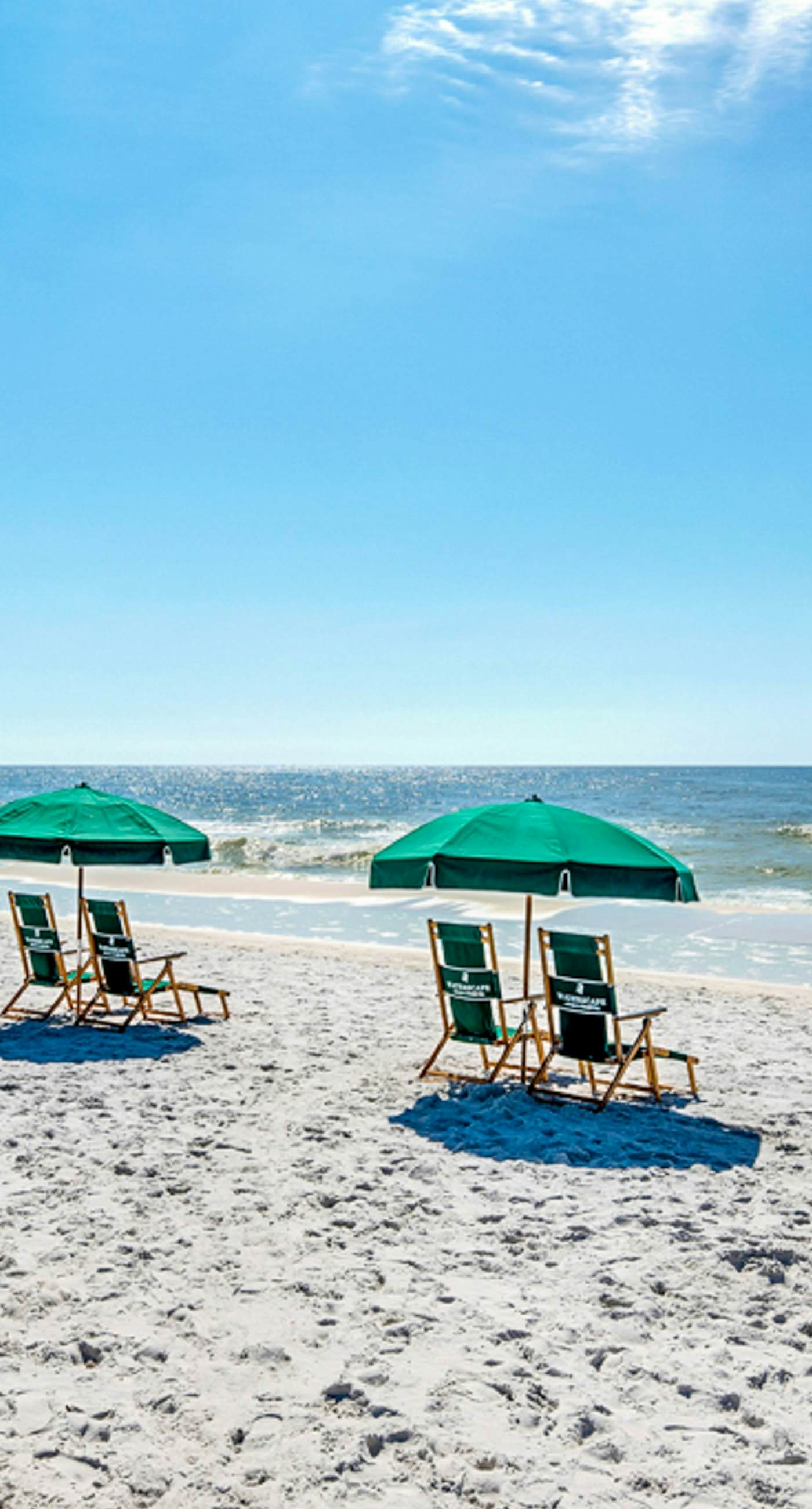 Beautiful beachfront home with balcony, shared pool and beach access