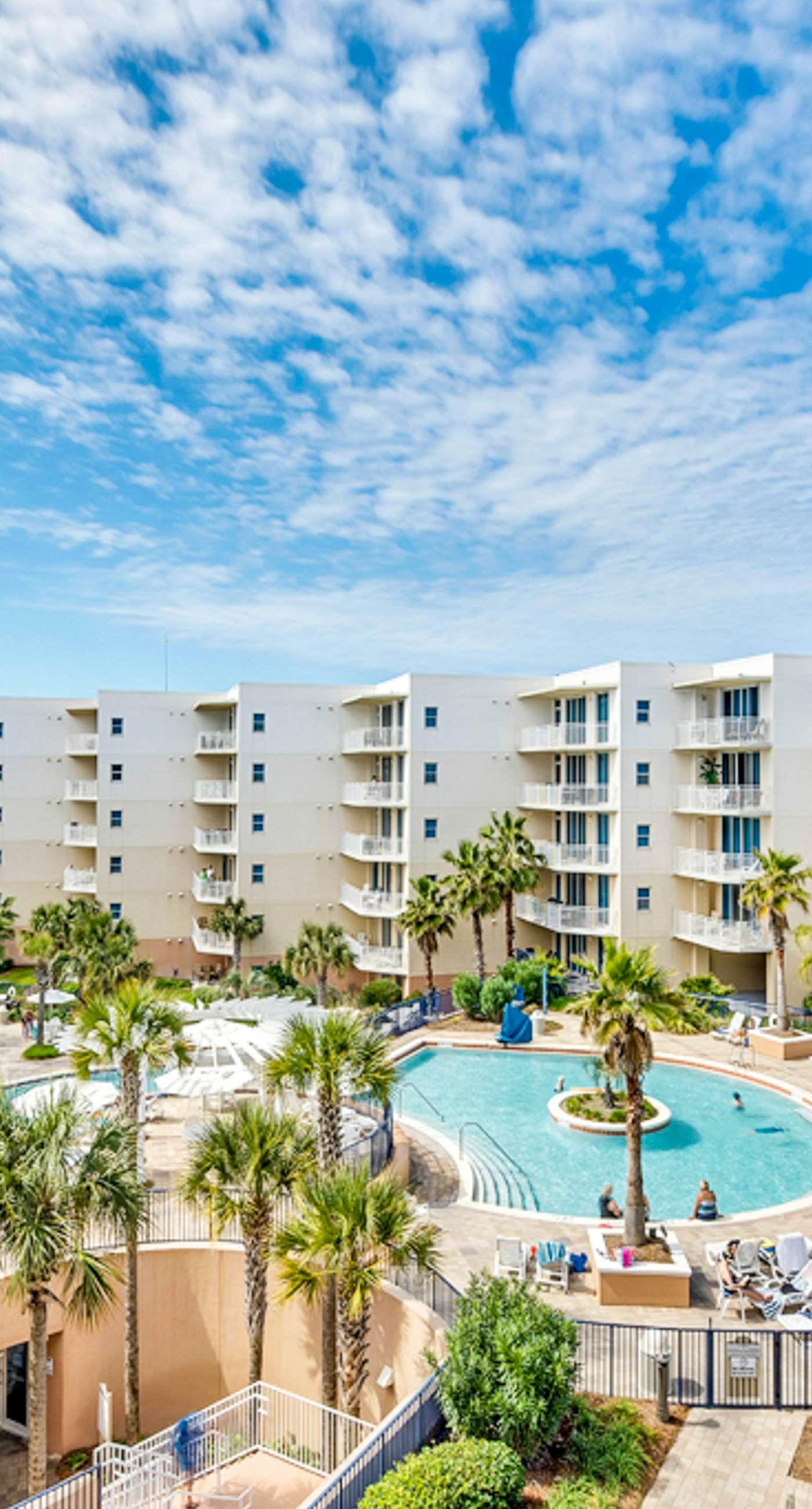 Beautiful beachfront home with balcony, shared pool and beach access