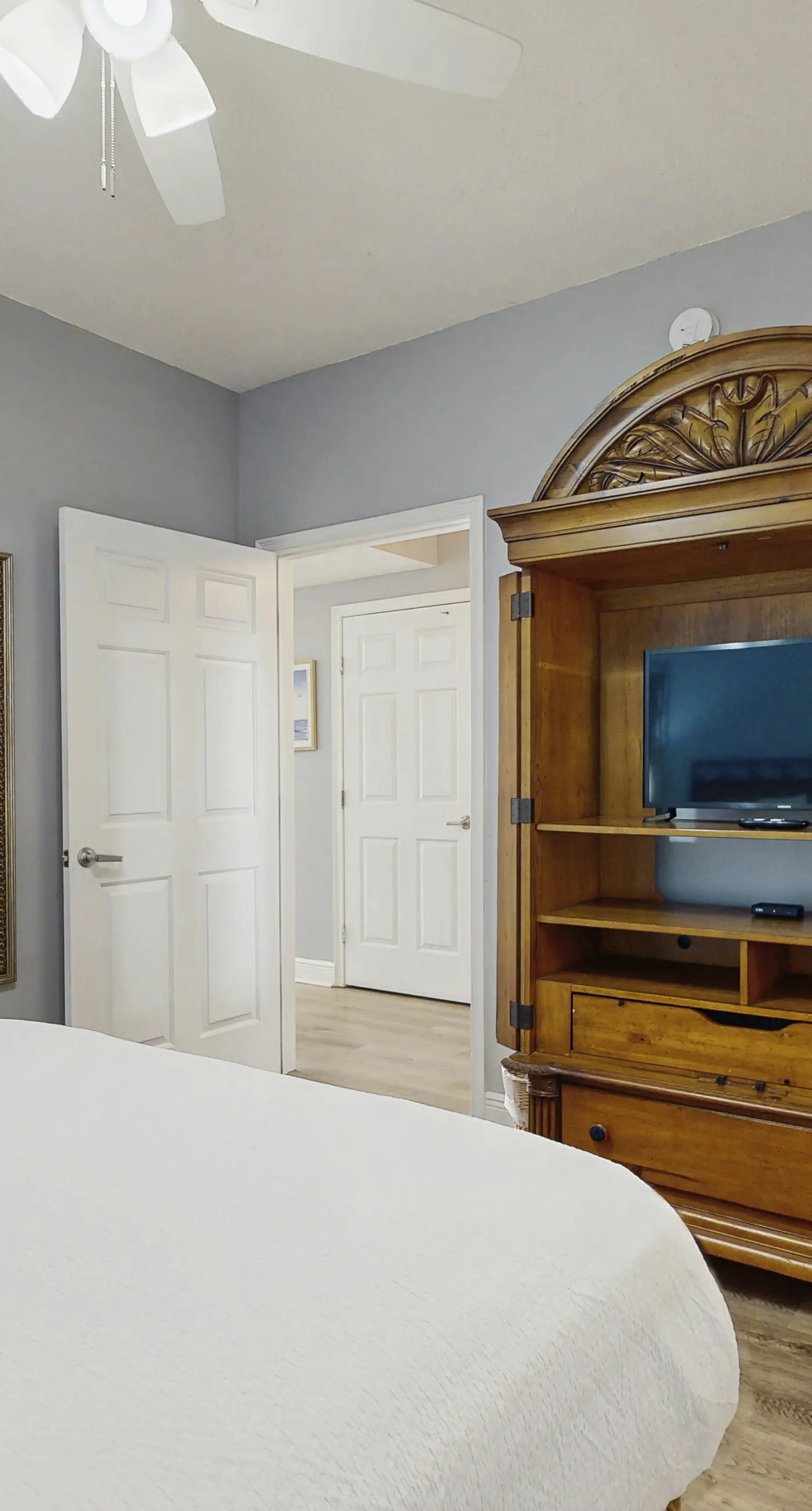 Second Floor Oceanfront Condo with Shared Pools, Ocean View, and Washer/Dryer