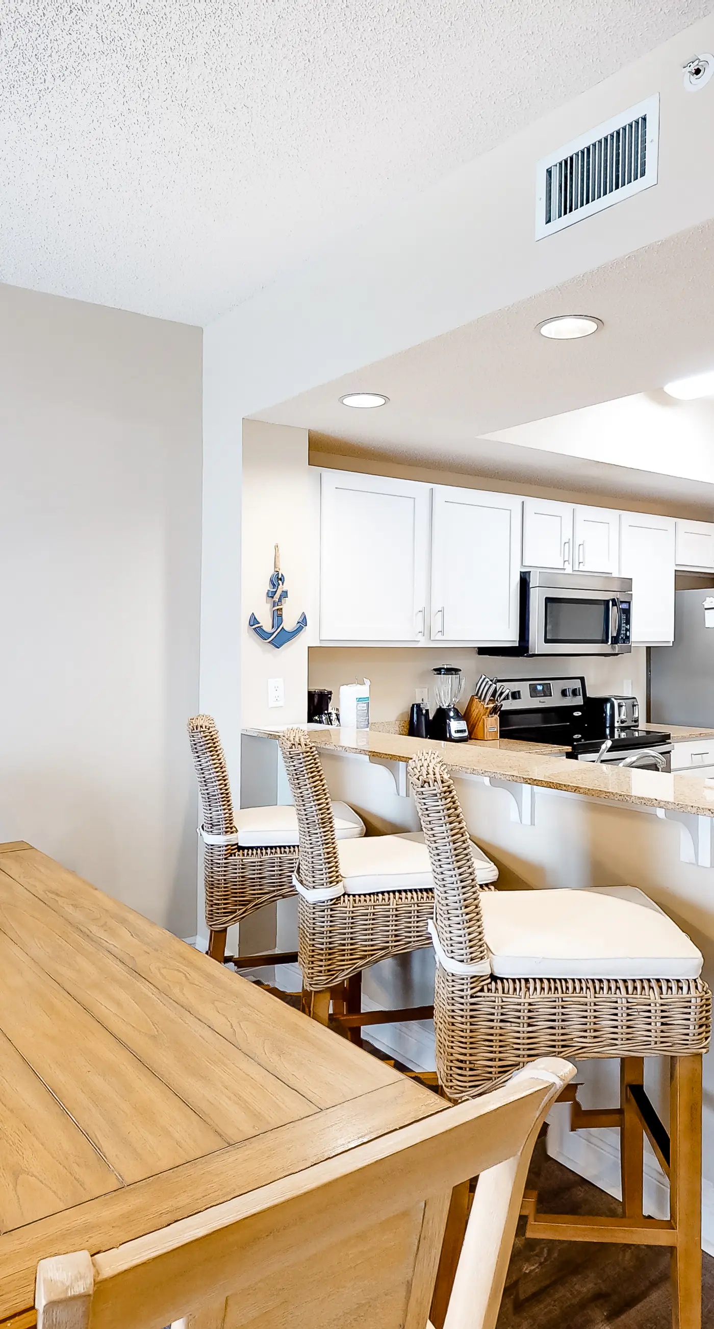 2nd Floor Coastal Condo On Okaloosa Island Gulf-Front Views