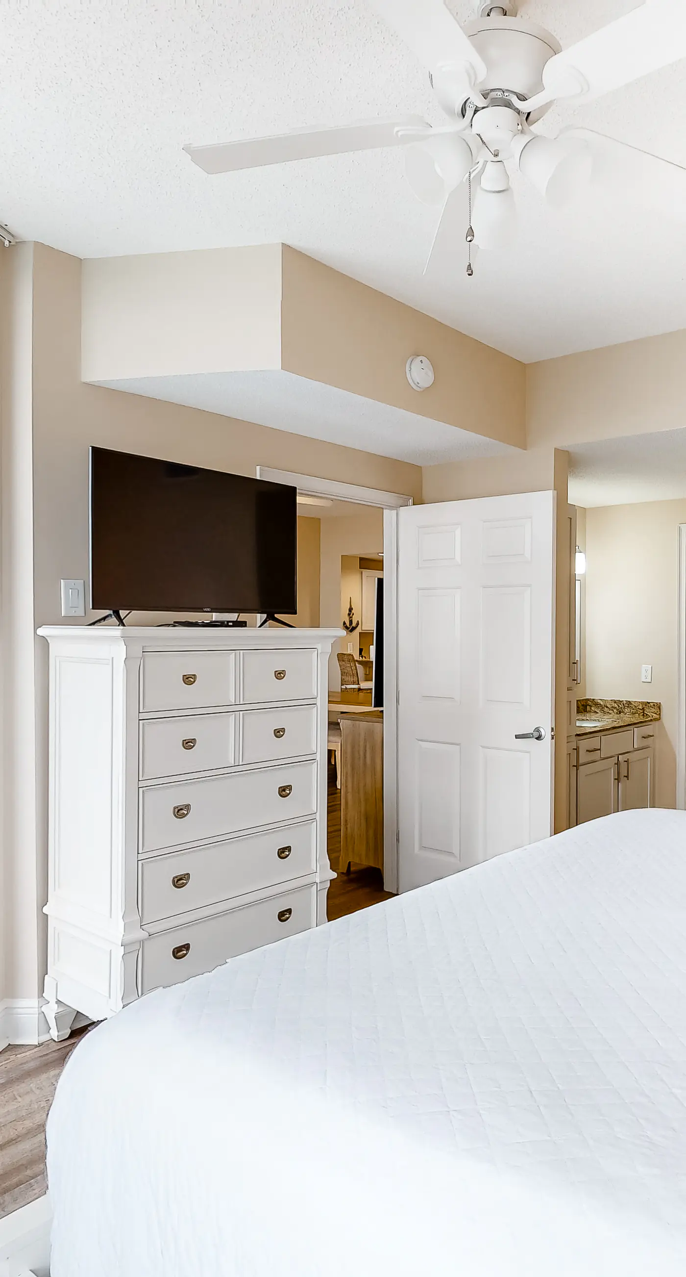 2nd Floor Coastal Condo On Okaloosa Island Gulf-Front Views