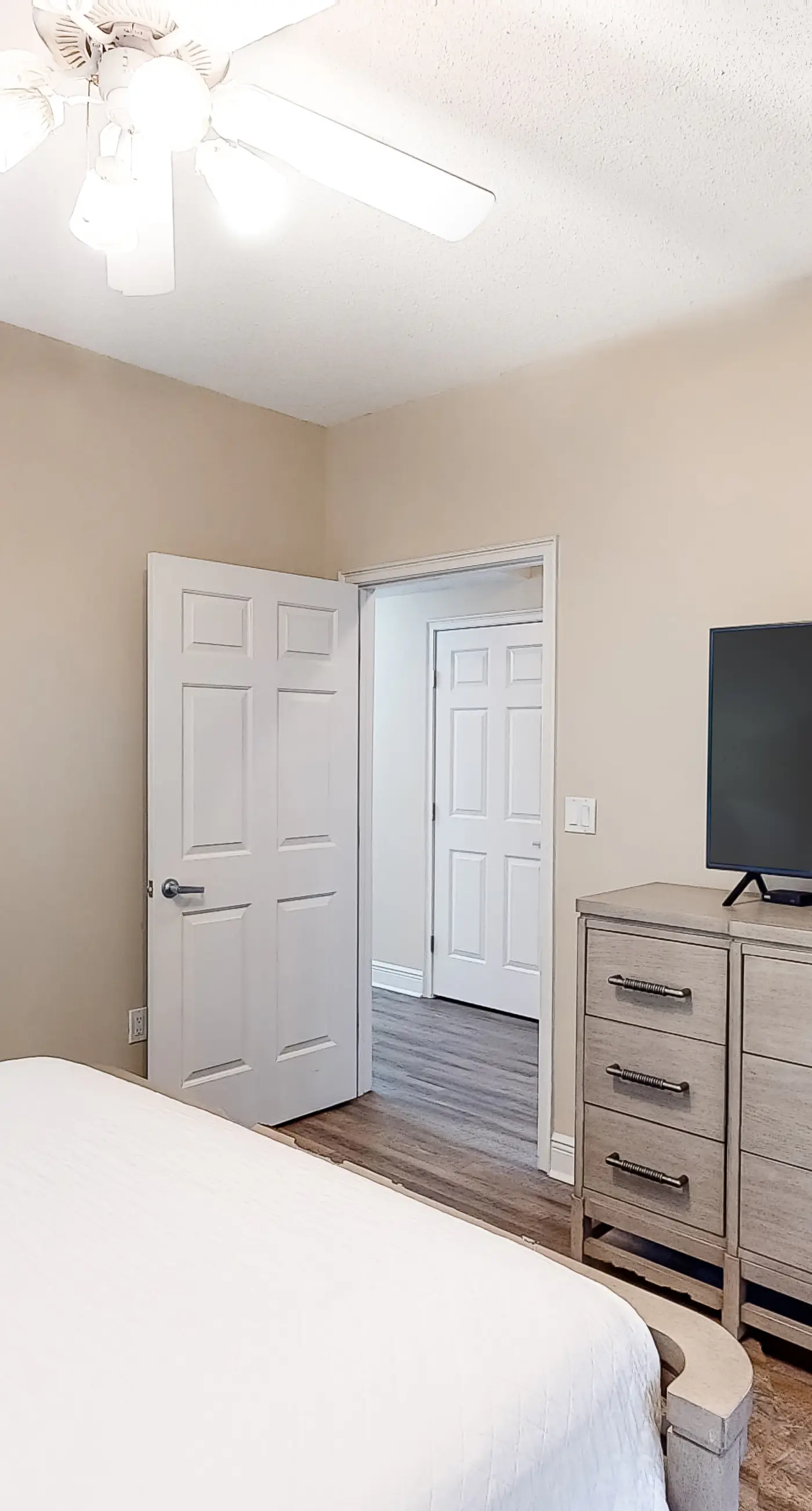 2nd Floor Coastal Condo On Okaloosa Island Gulf-Front Views