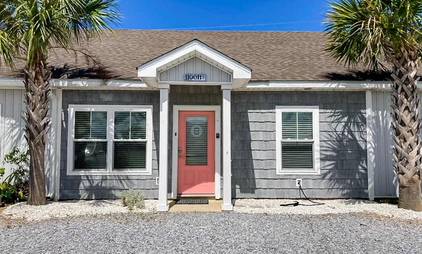 Gorgeous coastal home with plenty of space and easy beach access