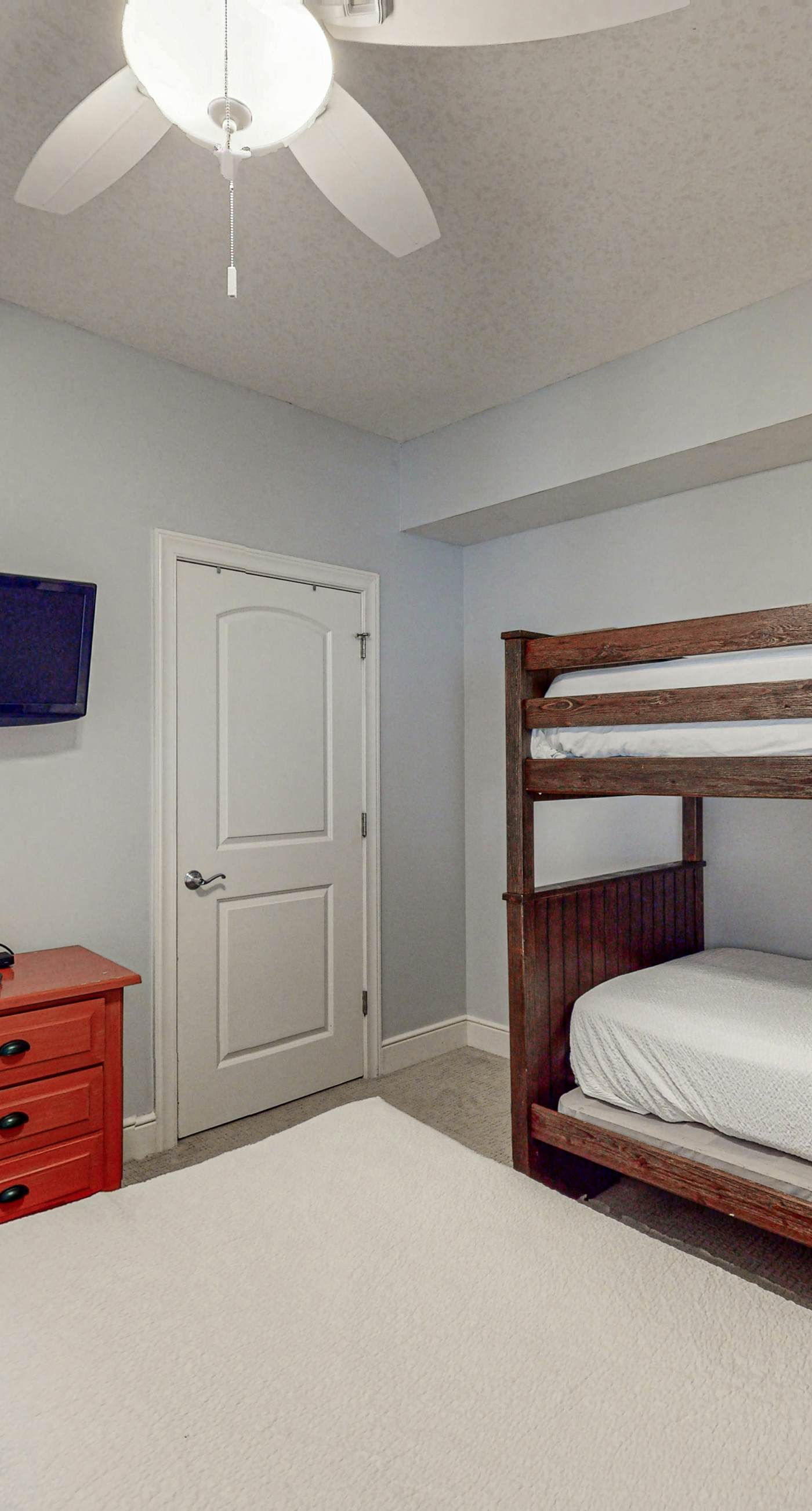 Azure 220 Nice 2nd Floor Condo Partial Gulf View, Nearby Shopping & Dining