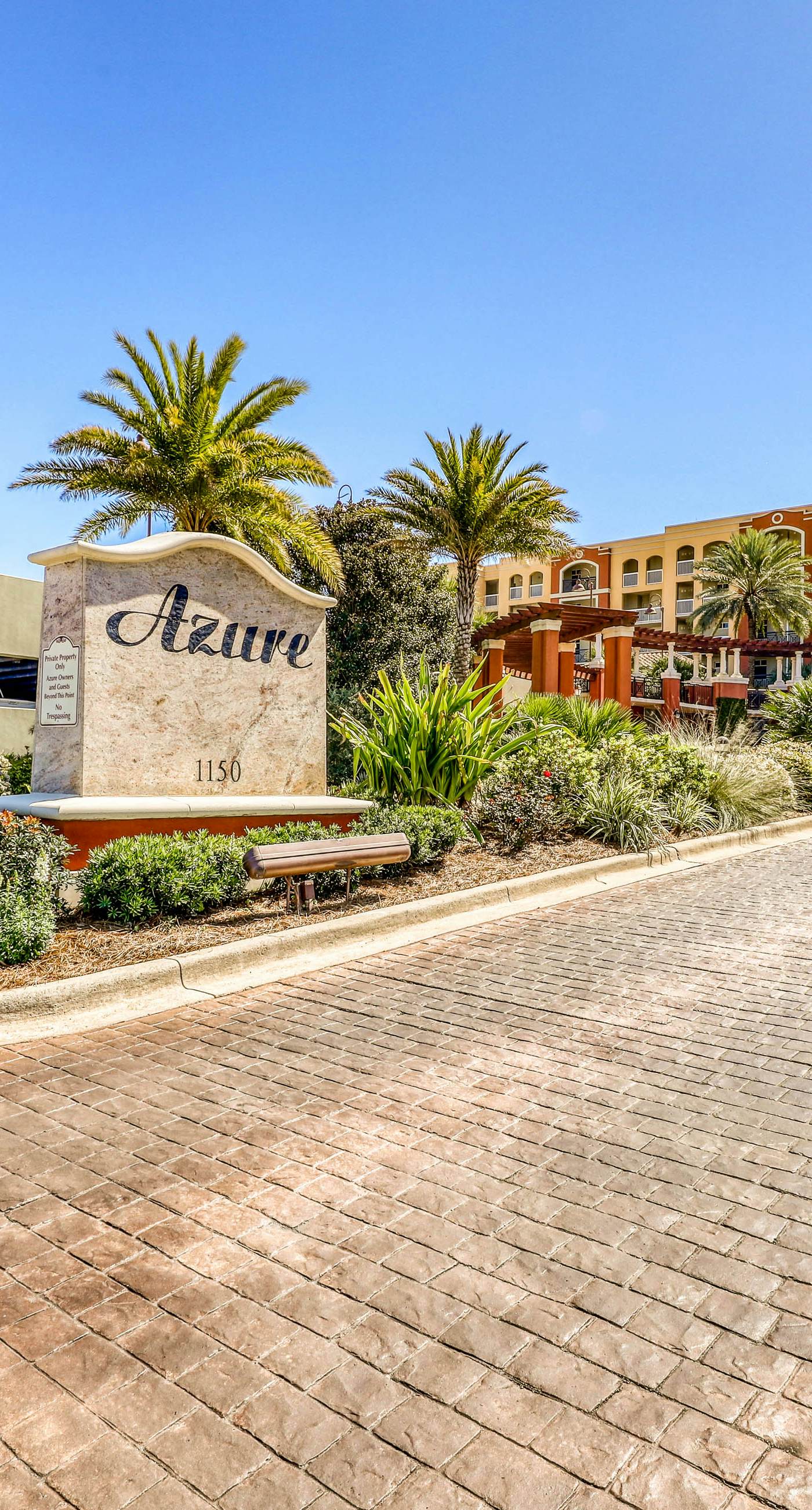 Azure 220 Nice 2nd Floor Condo Partial Gulf View, Nearby Shopping & Dining