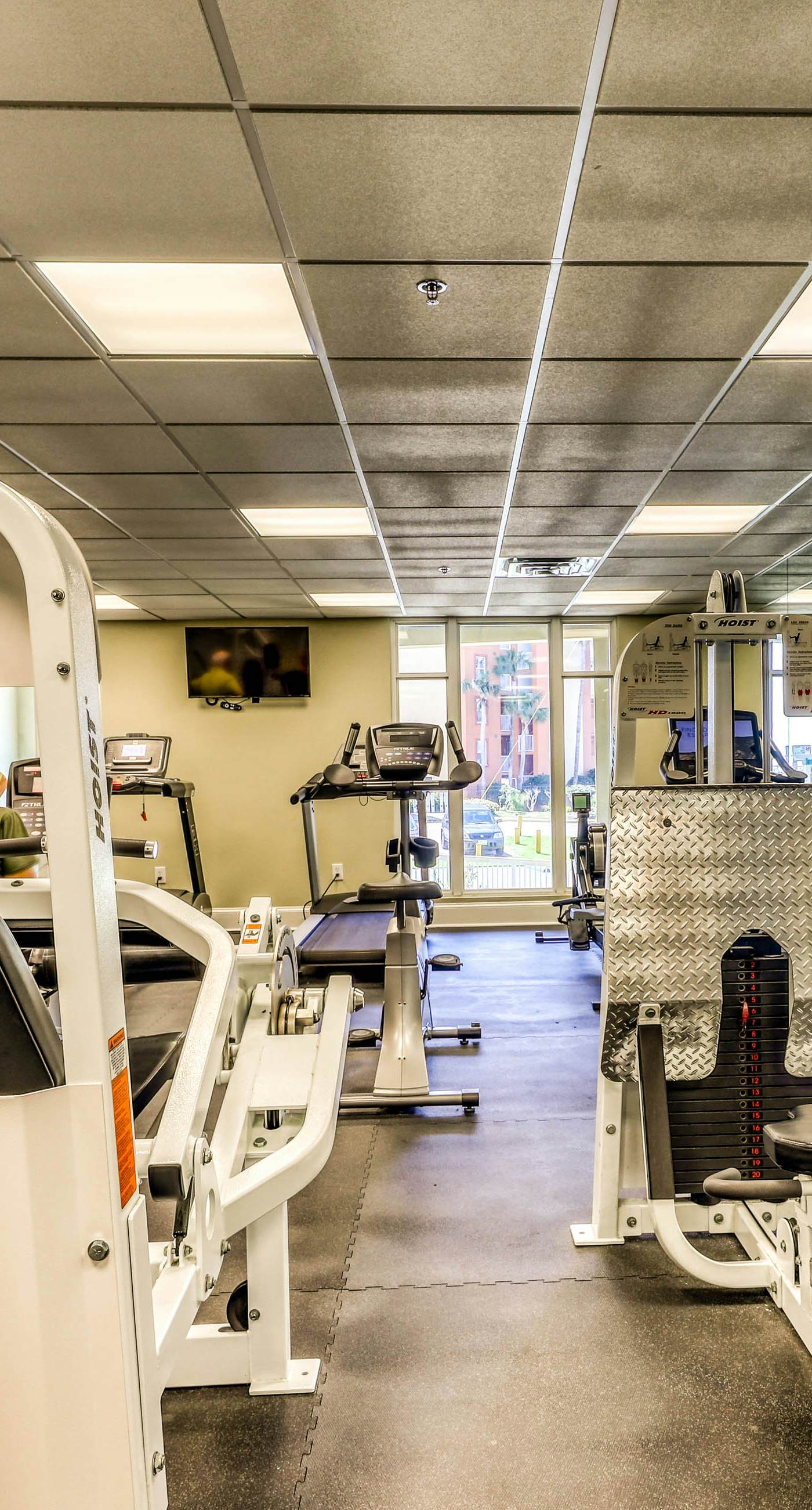 Azure 220 Nice 2nd Floor Condo Partial Gulf View, Nearby Shopping & Dining