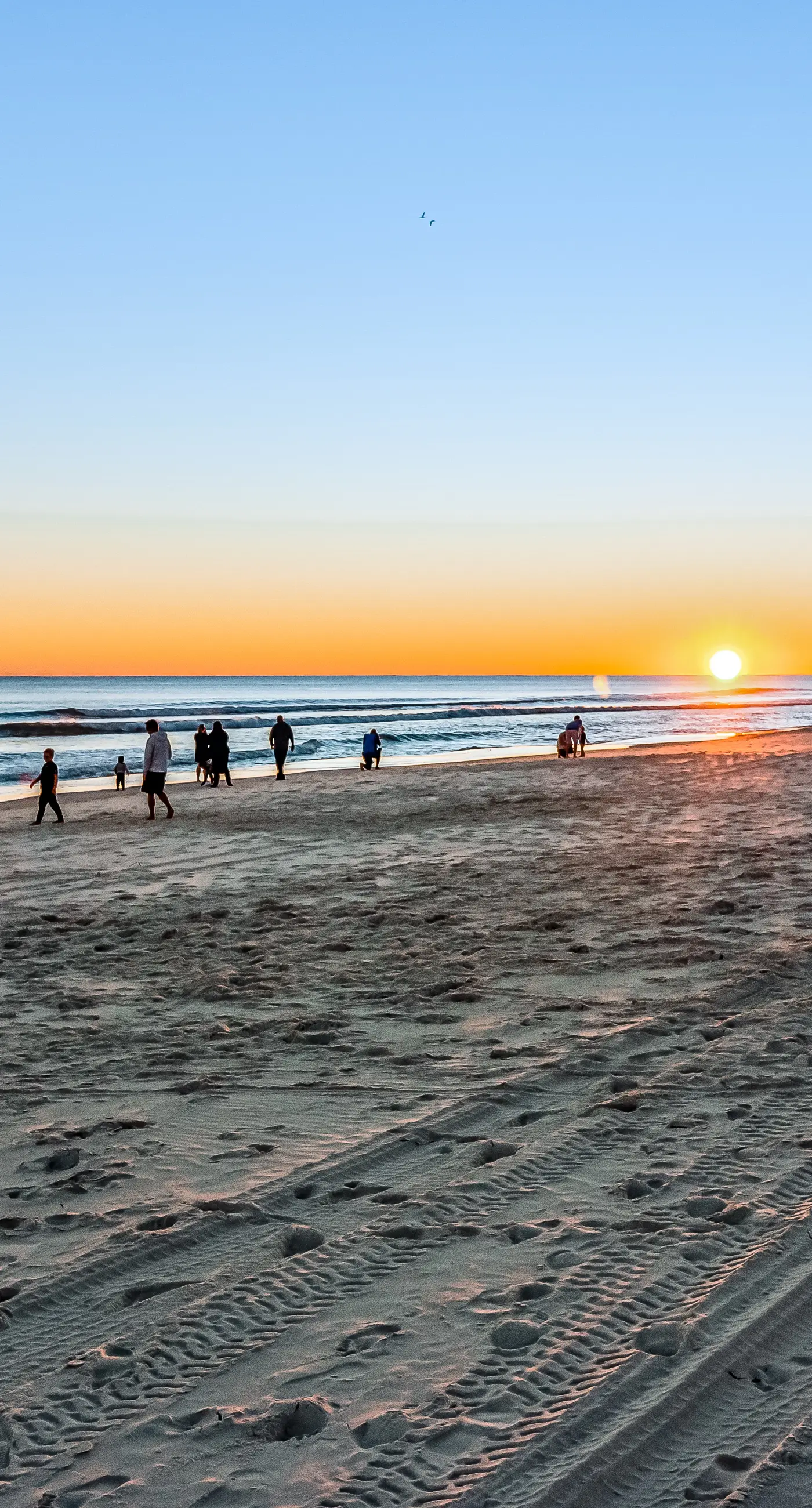 Blu 507 - Luxurious gulf front condo with private balcony, shared pool & beach access