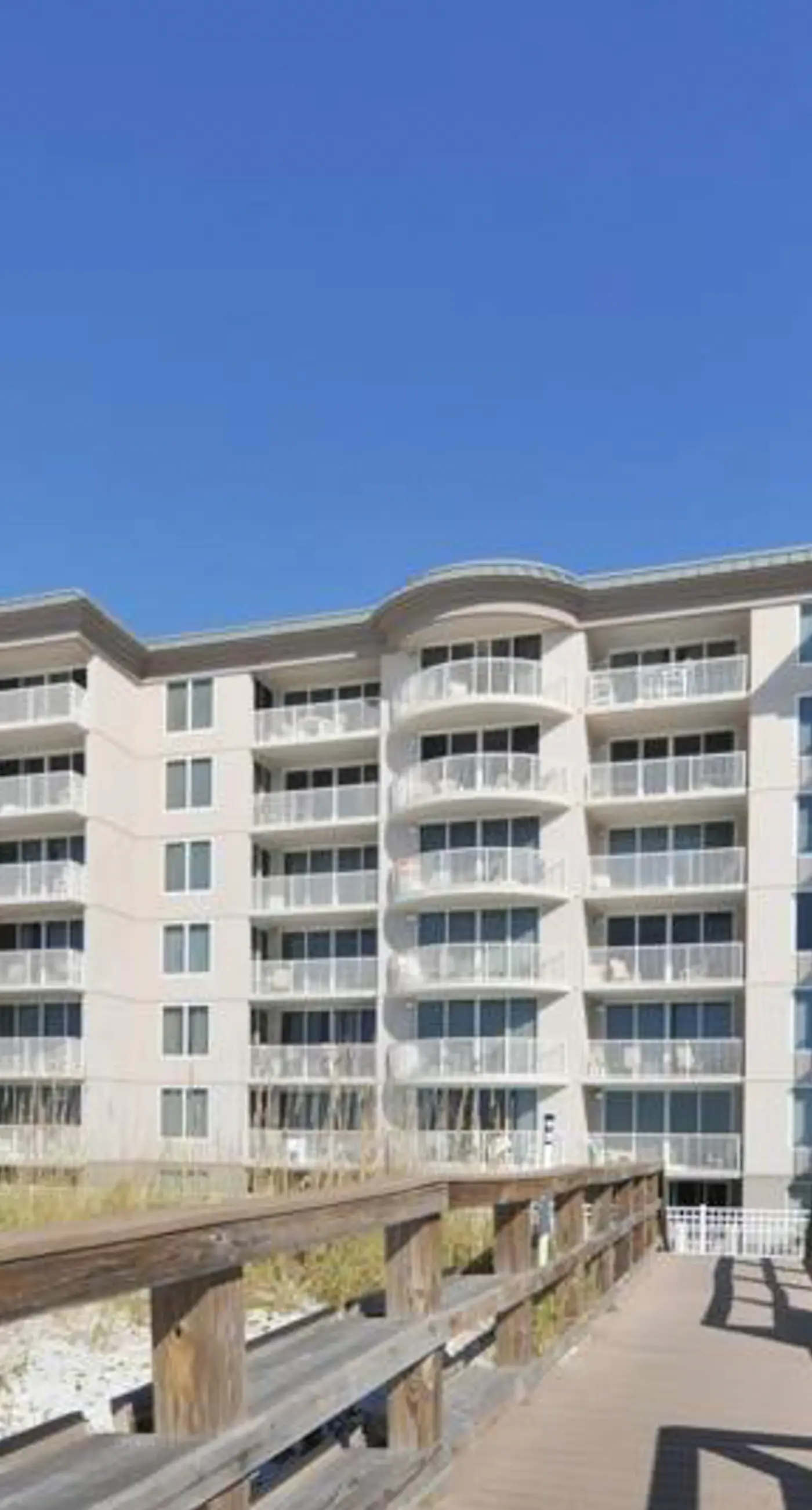 Fourth floor spacious, beachfront condo with views - close to entertainment