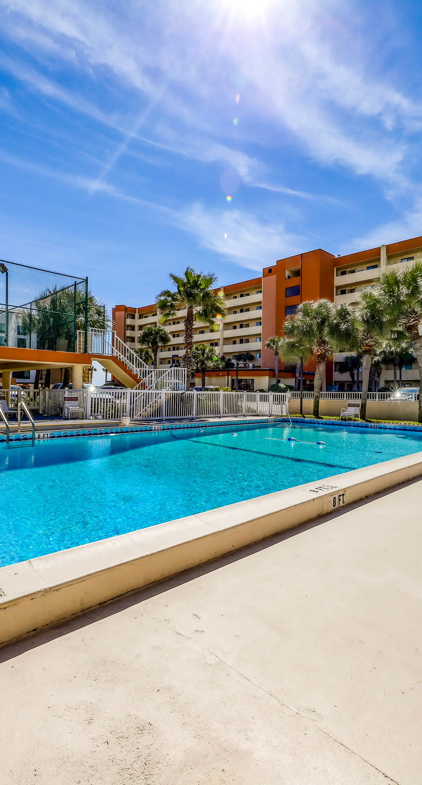 Surf Dweller 710- Seventh floor Gulf-front suite with amazing views, washer/dryer, AC & pool