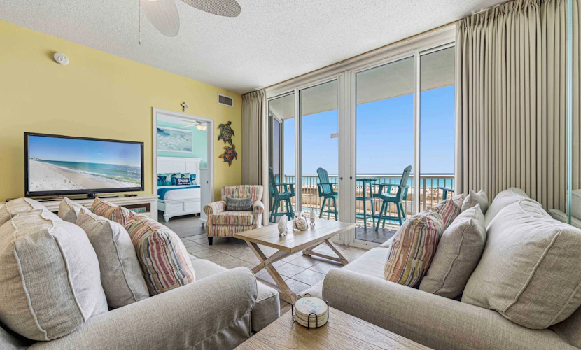 Waters Edge 211 - Beach Happy