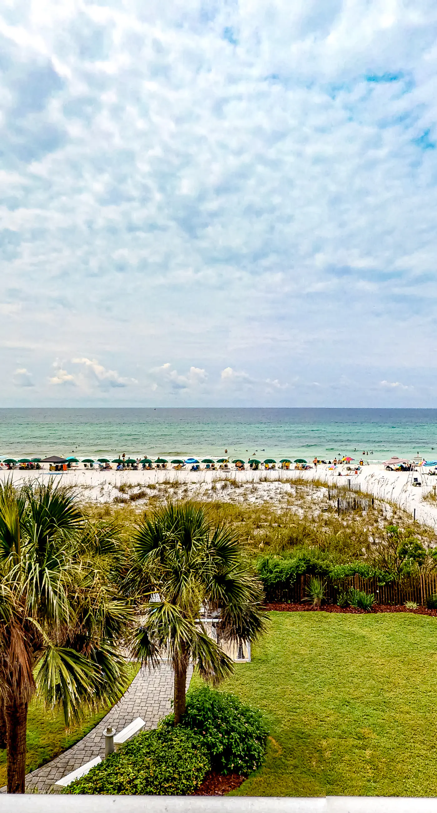 Waters Edge 303- Newly updated picturesque third-floor Gulf-front condo on Okaloosa Island