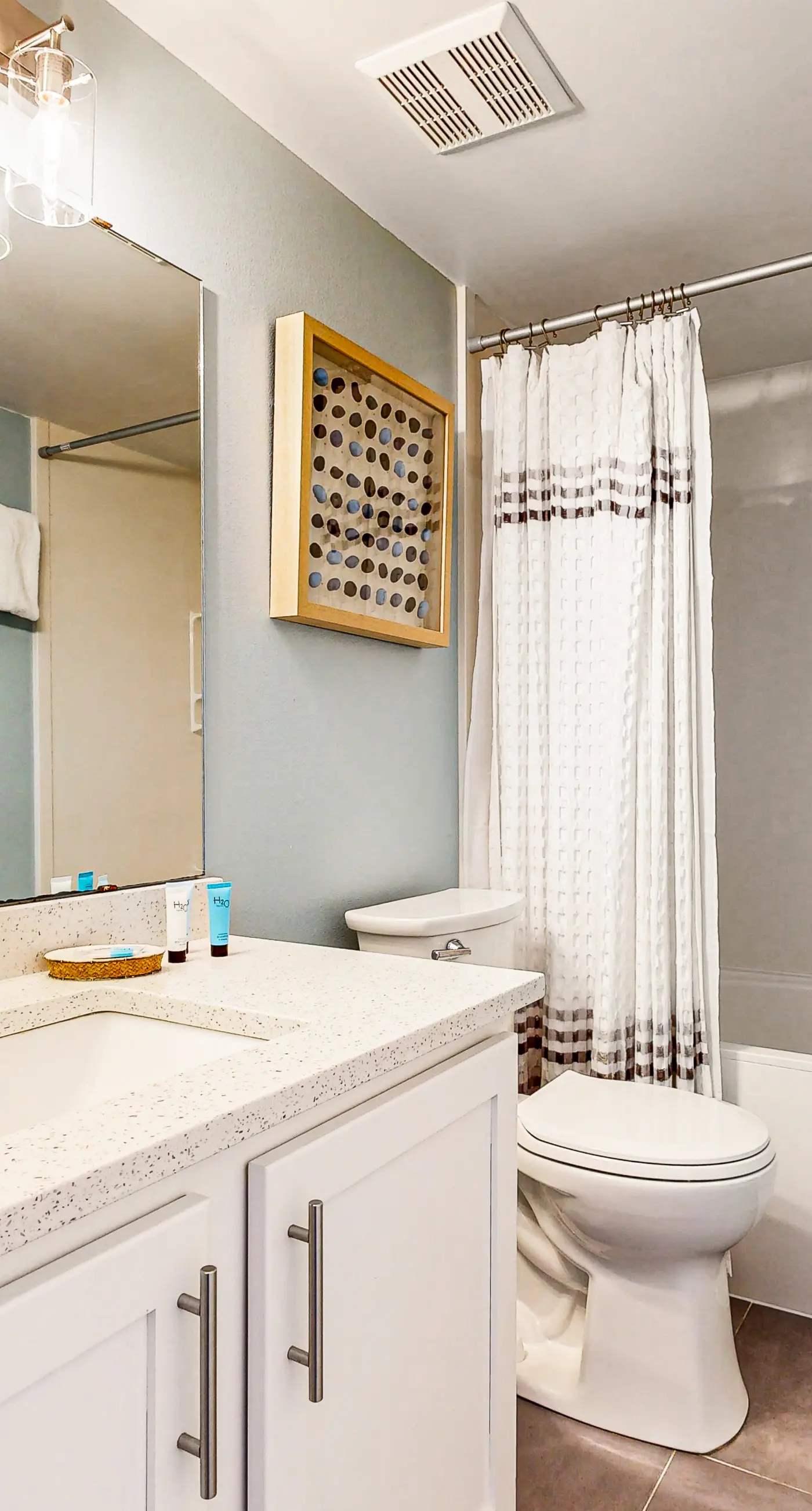 Gulf Dunes 313 - Gulf-front condo with outdoor pool & tennis - short drive to entertainment