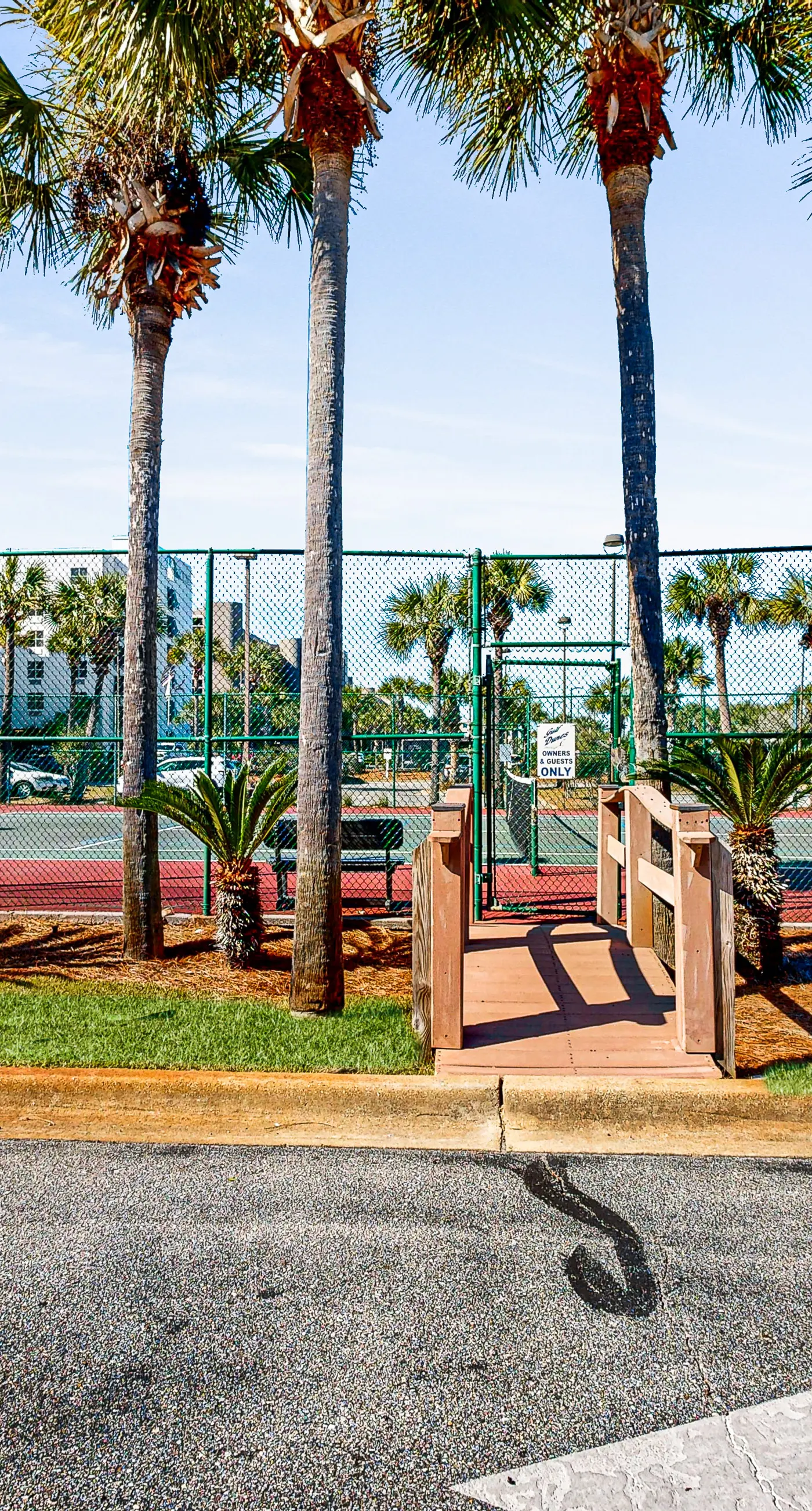 Gulf Dunes 313 - Gulf-front condo with outdoor pool & tennis - short drive to entertainment