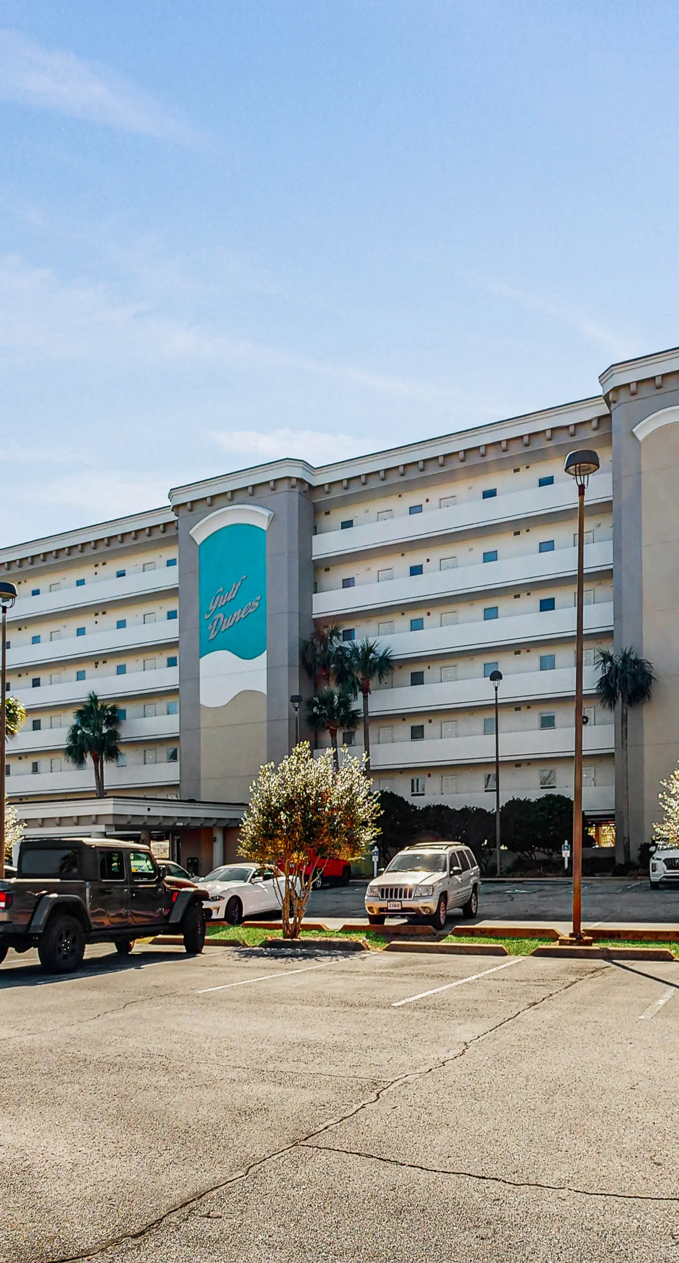 Gulf Dunes 313 - Gulf-front condo with outdoor pool & tennis - short drive to entertainment