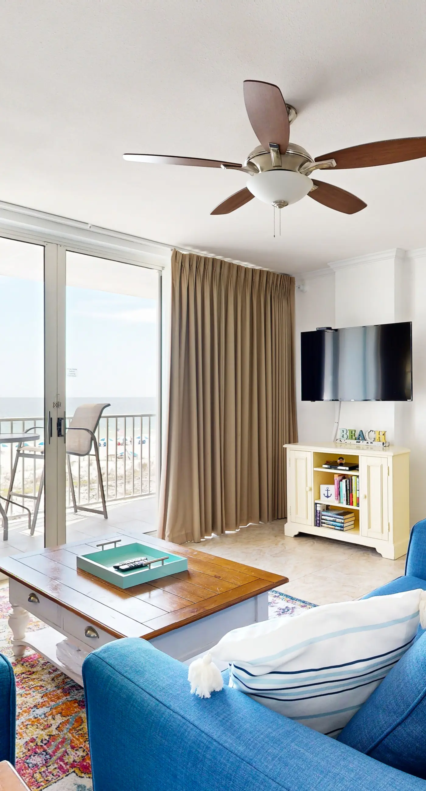 Island Princess 304- Gulf-front home with balcony, ocean views, pool and beach access