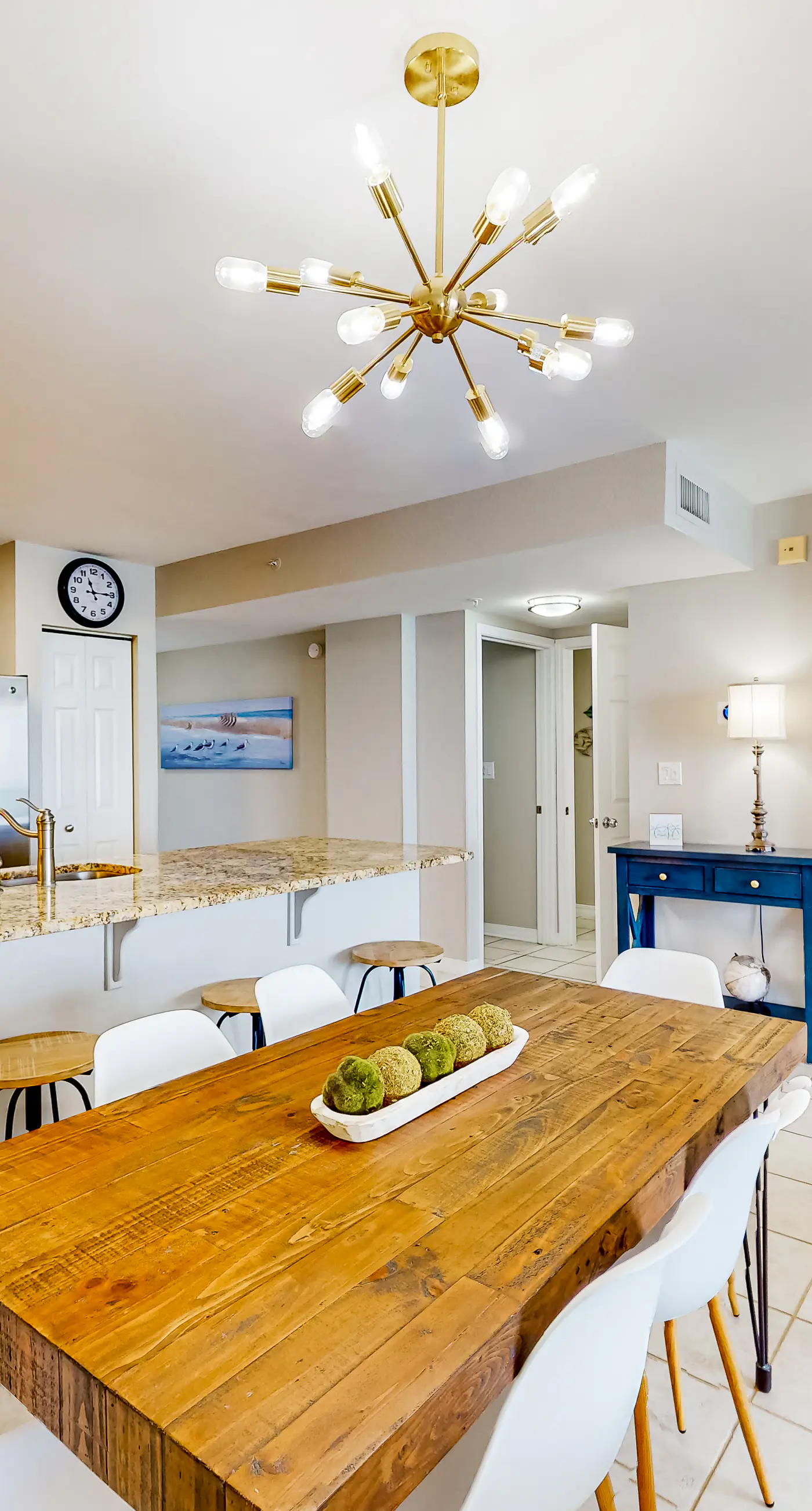 Island Princess 412- Beachfront condo with pool, hot tub, gym access, balcony