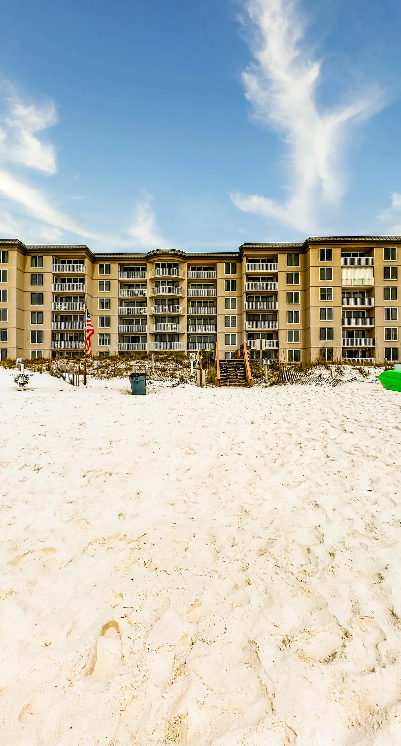 Island Princess 412- Beachfront condo with pool, hot tub, gym access, balcony