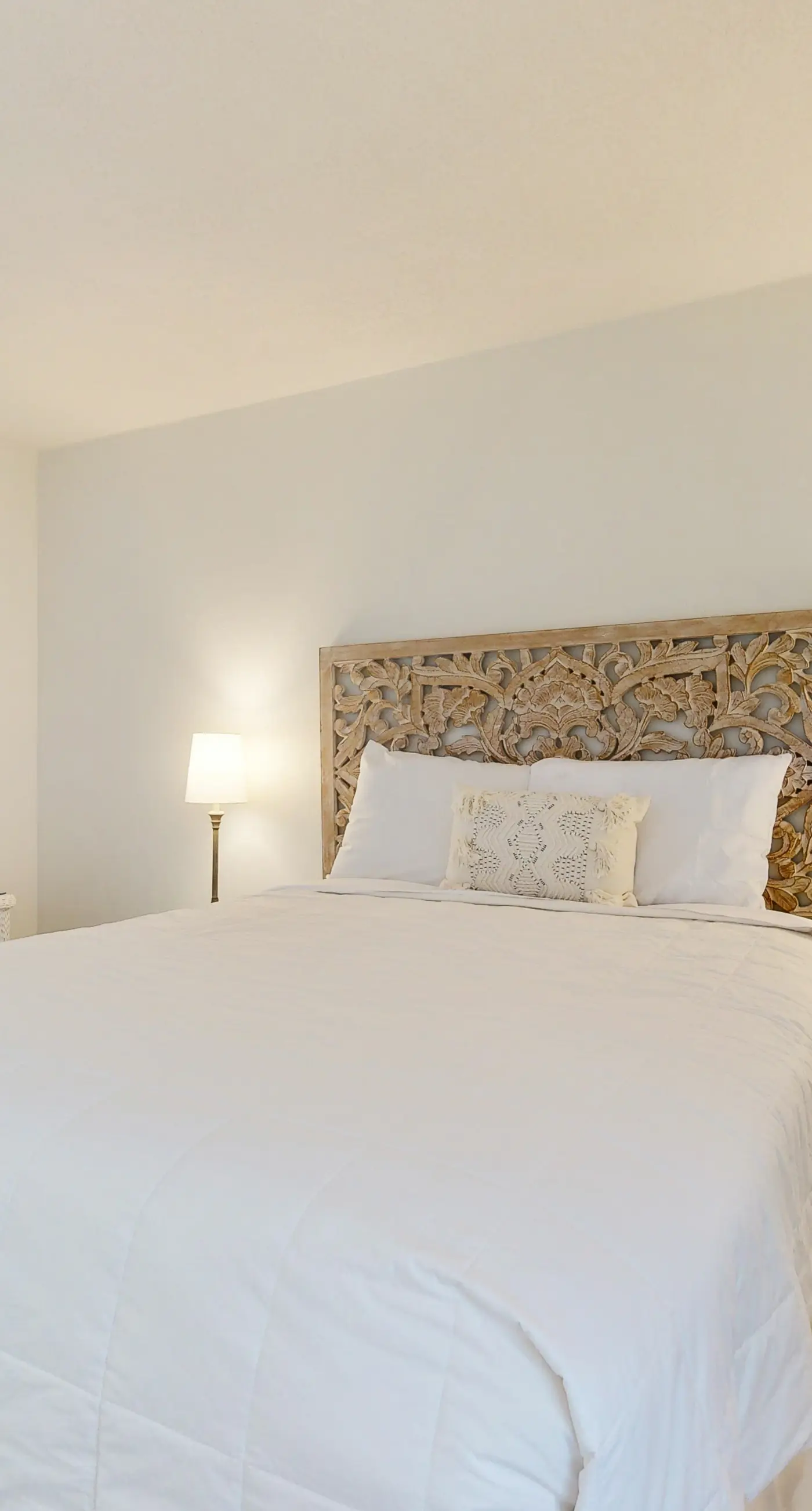 Islander W 406 - Stunning oceanfront condo with access to a shared pool and private beach entry