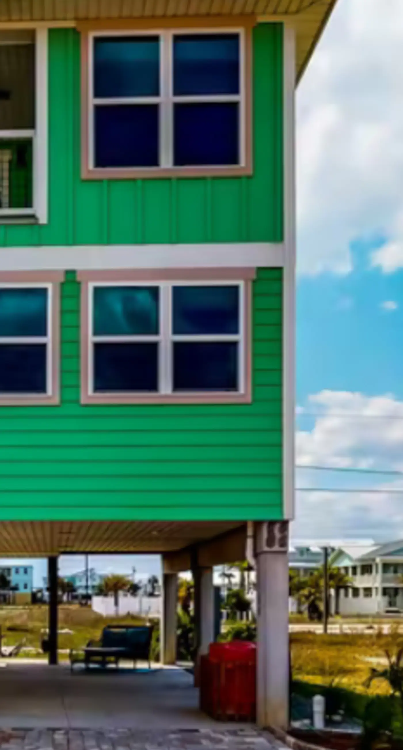 Newly built, cottage with historical details, WiFi & central AC - steps to beach