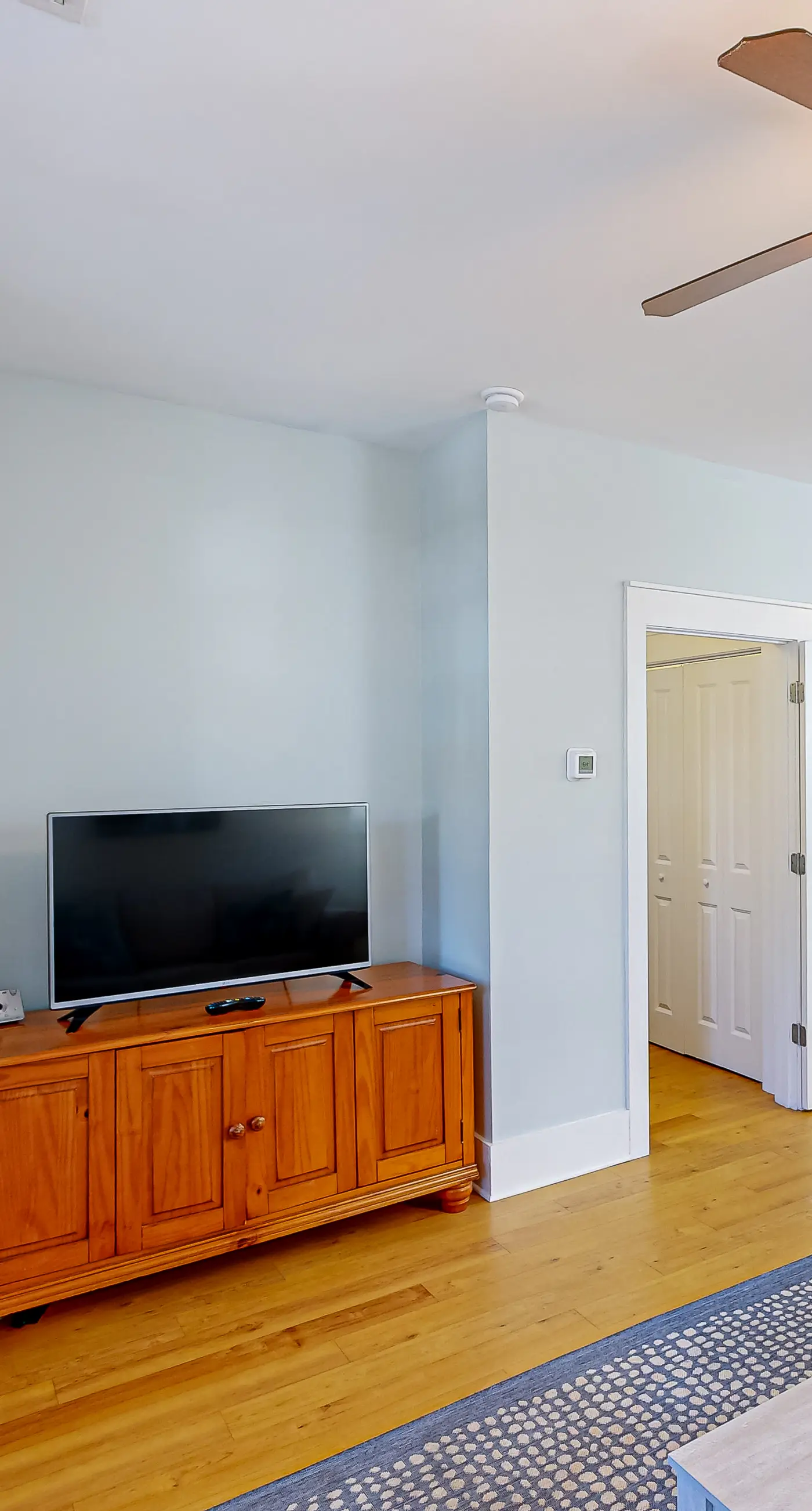 Dog-friendly home with hot tub - beach access one mile away