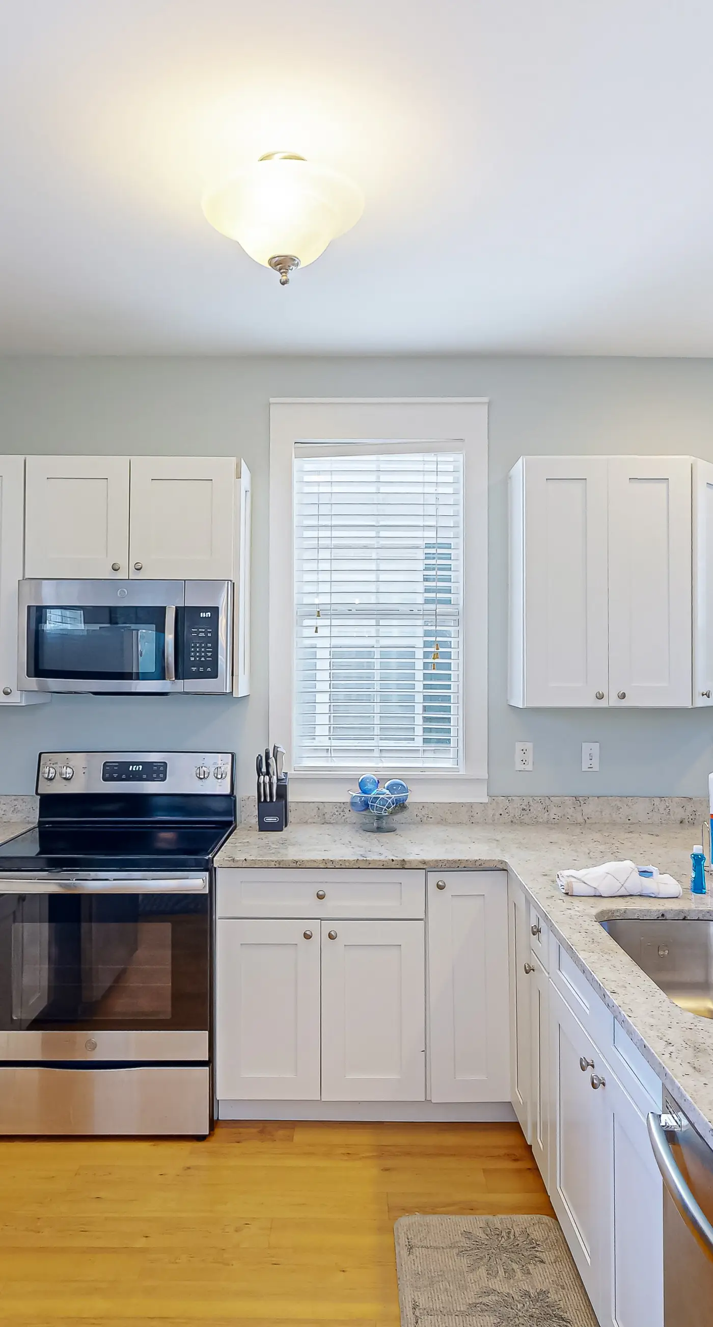 Dog-friendly home with hot tub - beach access one mile away