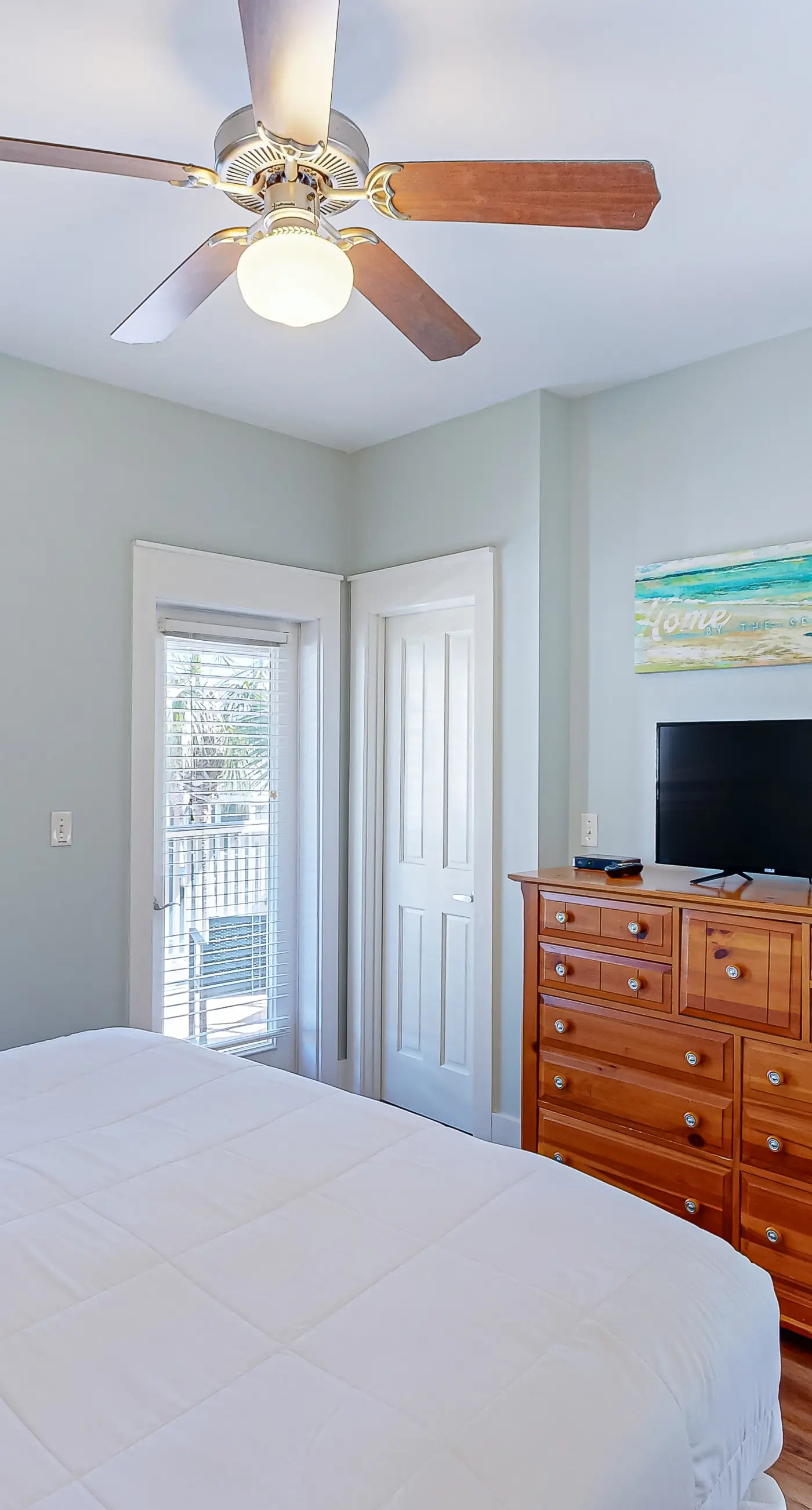 Dog-friendly home with hot tub - beach access one mile away