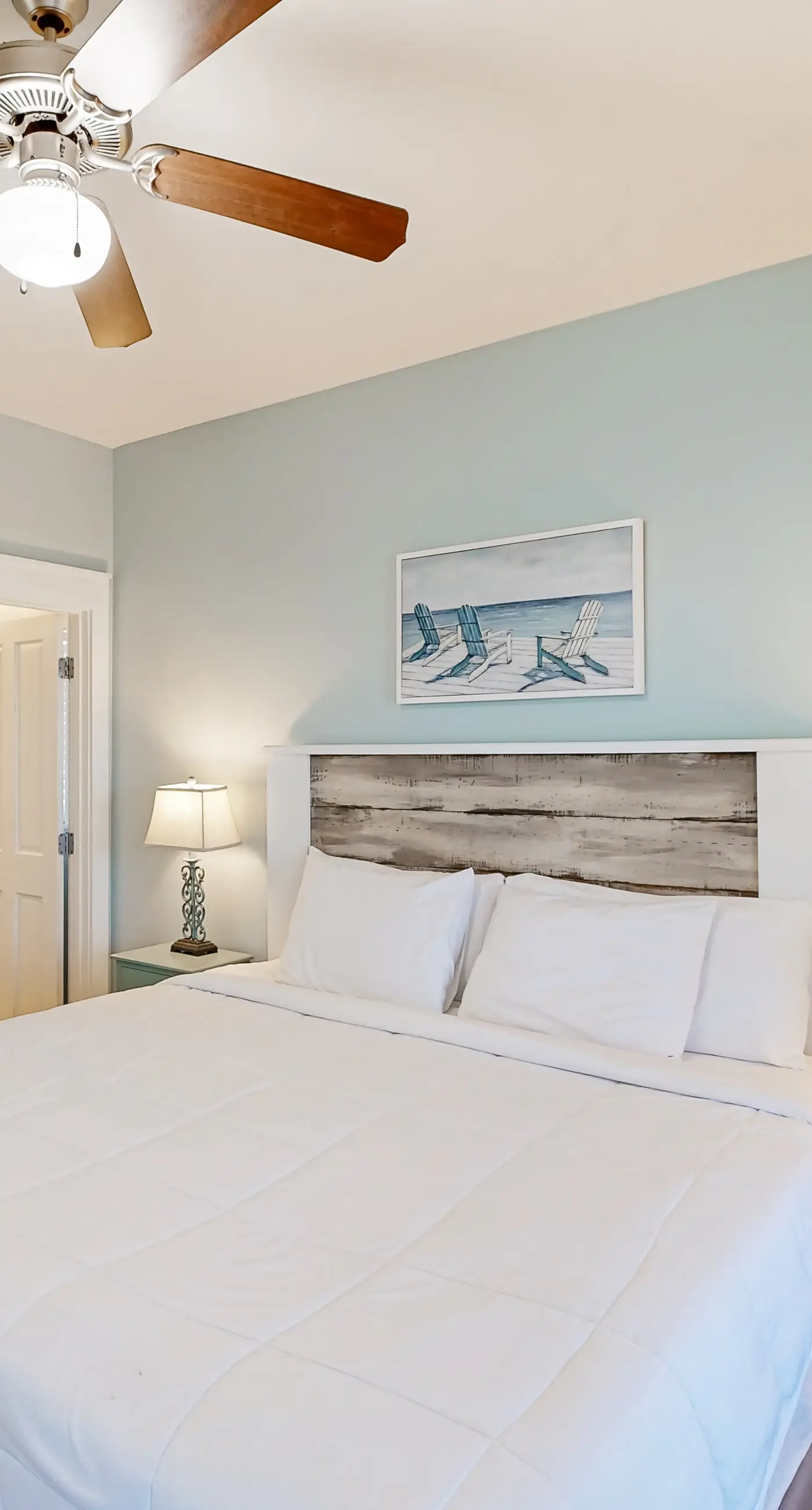 Charming Cottage with Hot Tub, Fitness Center, & Nature Trails